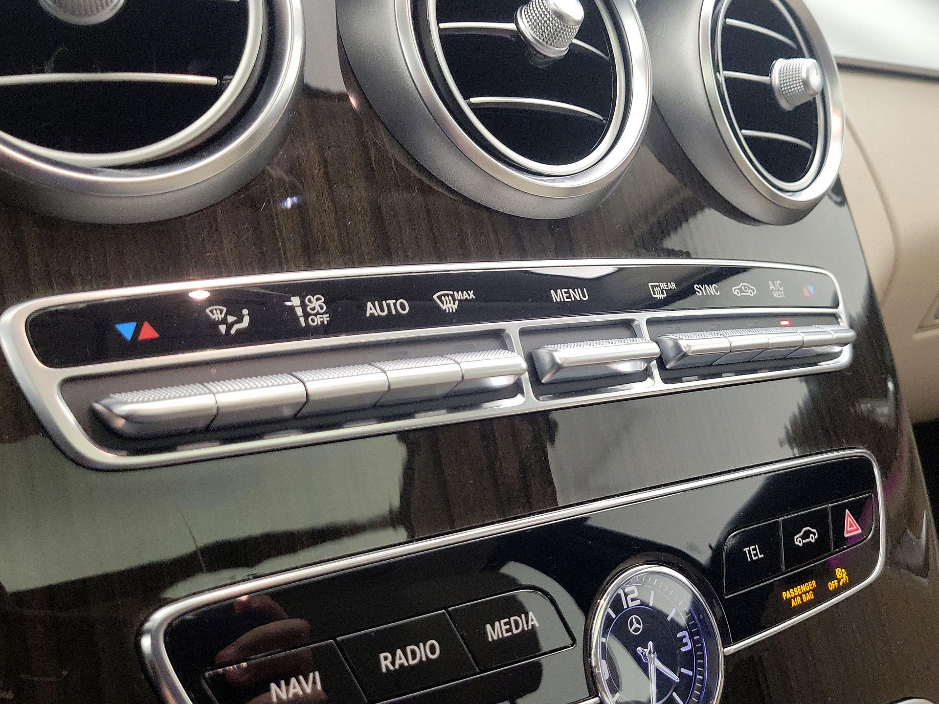 Thumbnail: 2020 Mercedes-Benz C-Class - 16