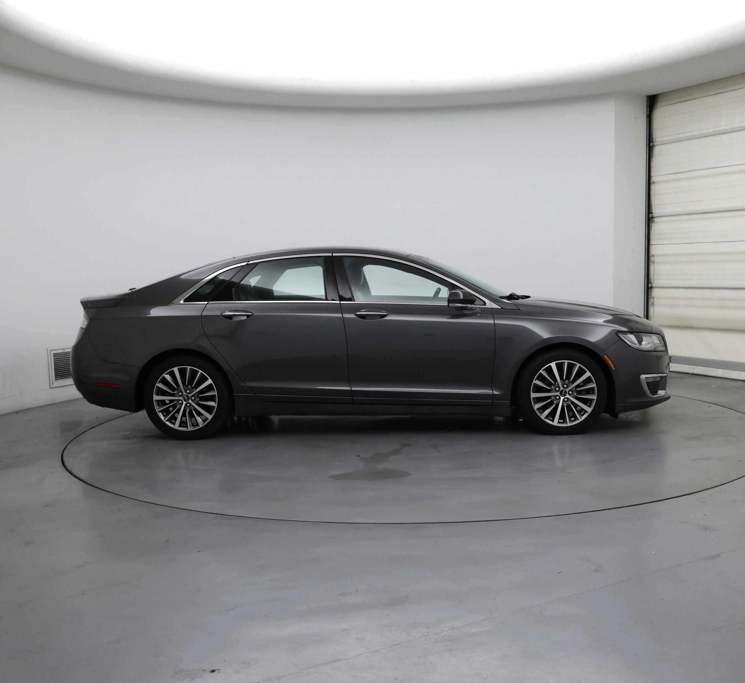 Thumbnail: 2020 Lincoln MKZ - 7