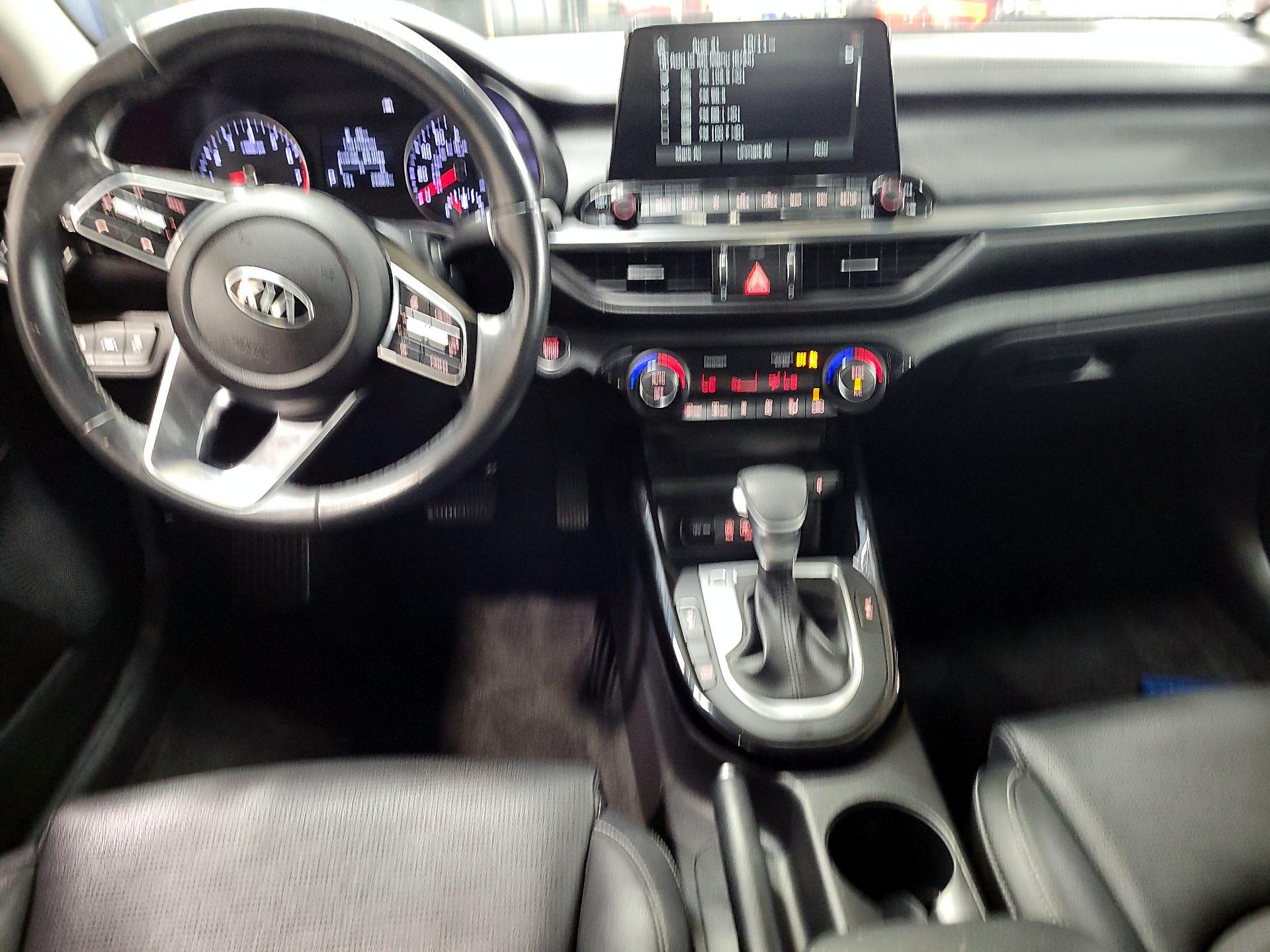 Thumbnail: 2021 Kia Forte - 9
