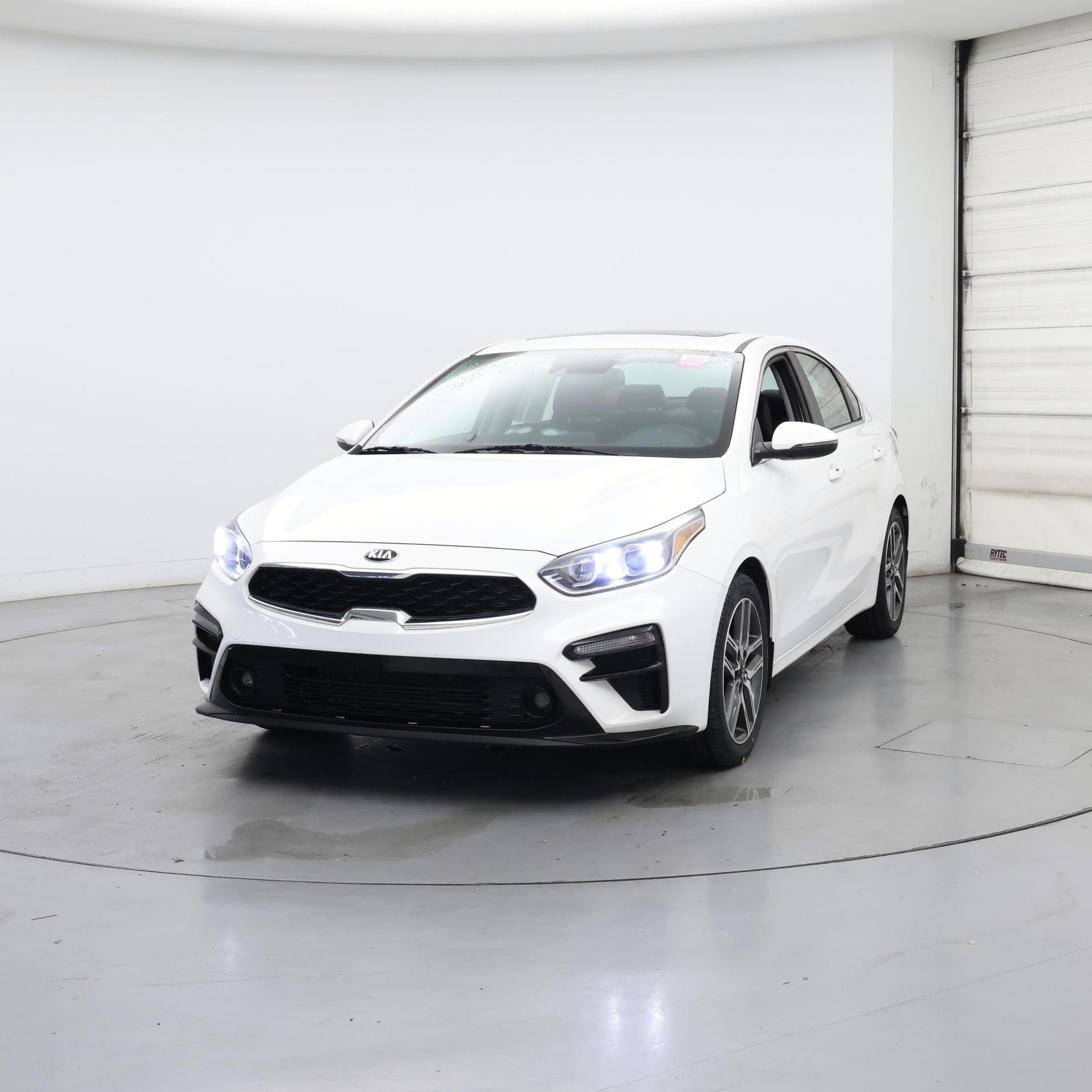 Thumbnail: 2021 Kia Forte - 4