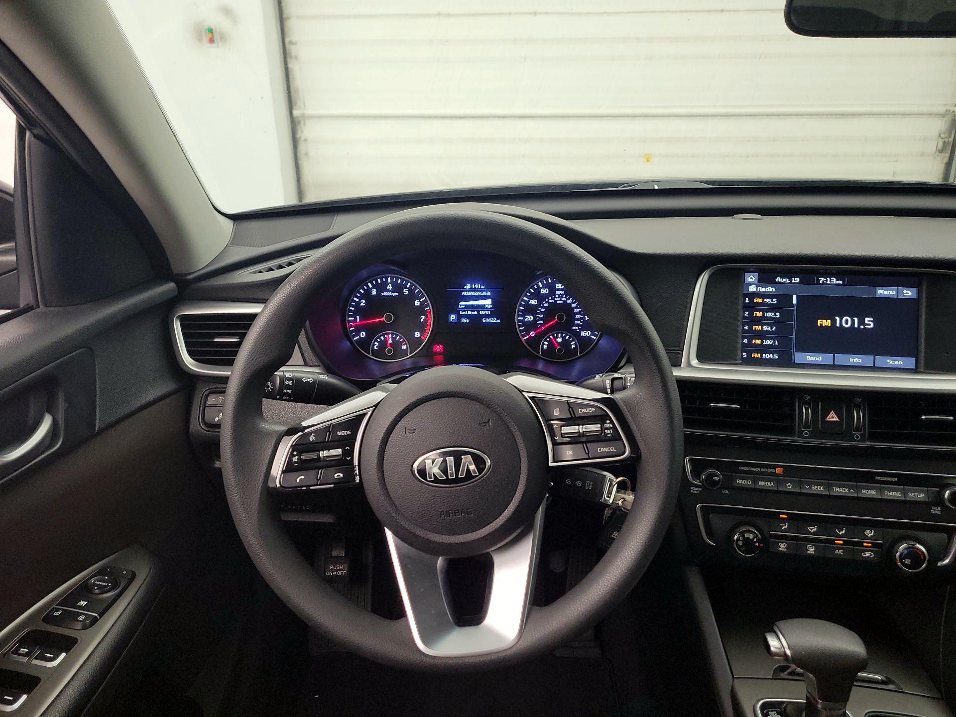Thumbnail: 2020 Kia Optima - 10
