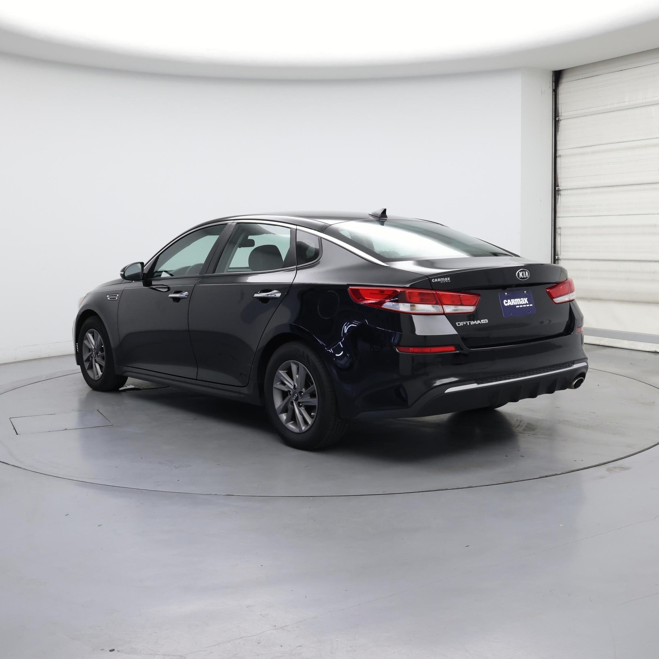 Thumbnail: 2020 Kia Optima - 2