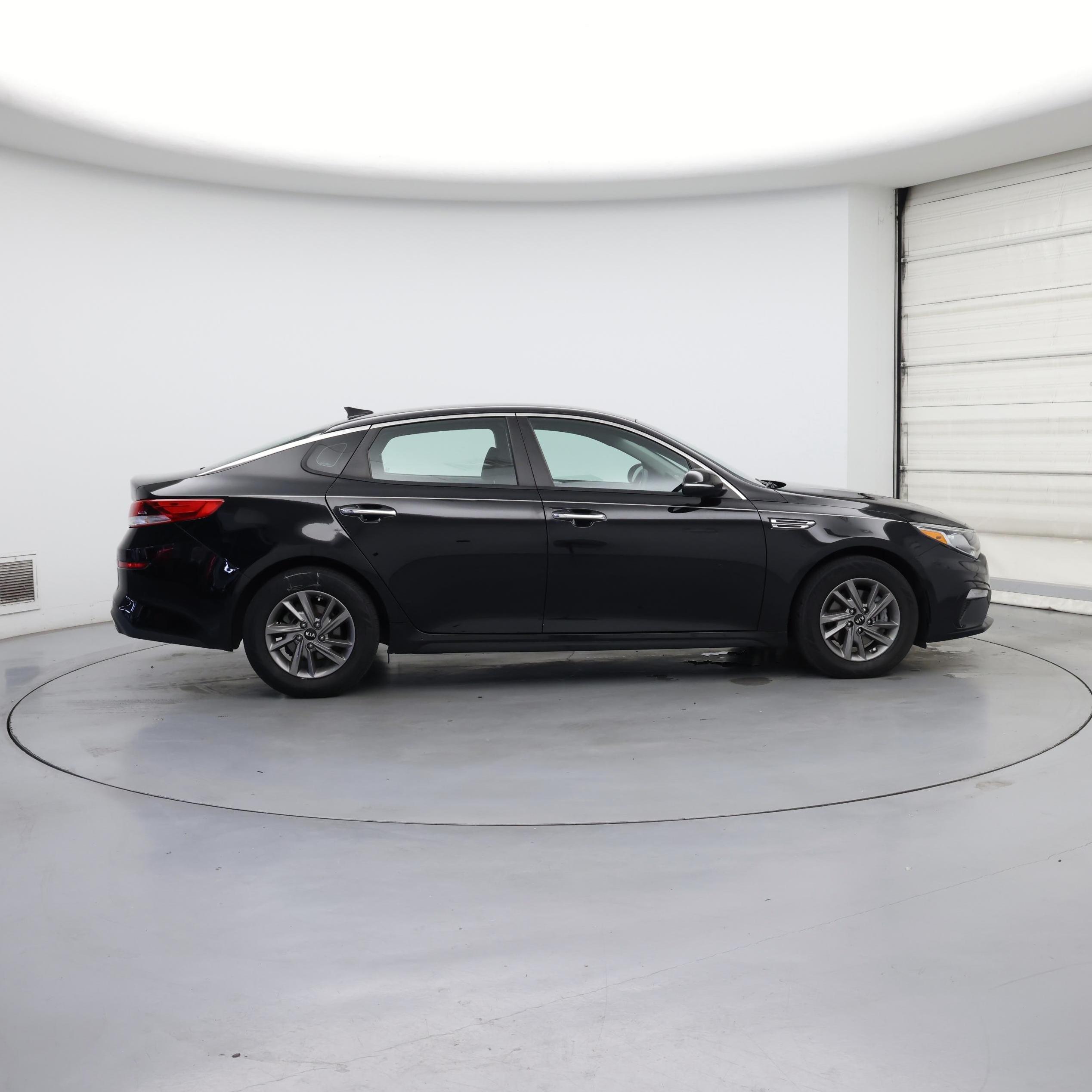 Thumbnail: 2020 Kia Optima - 7
