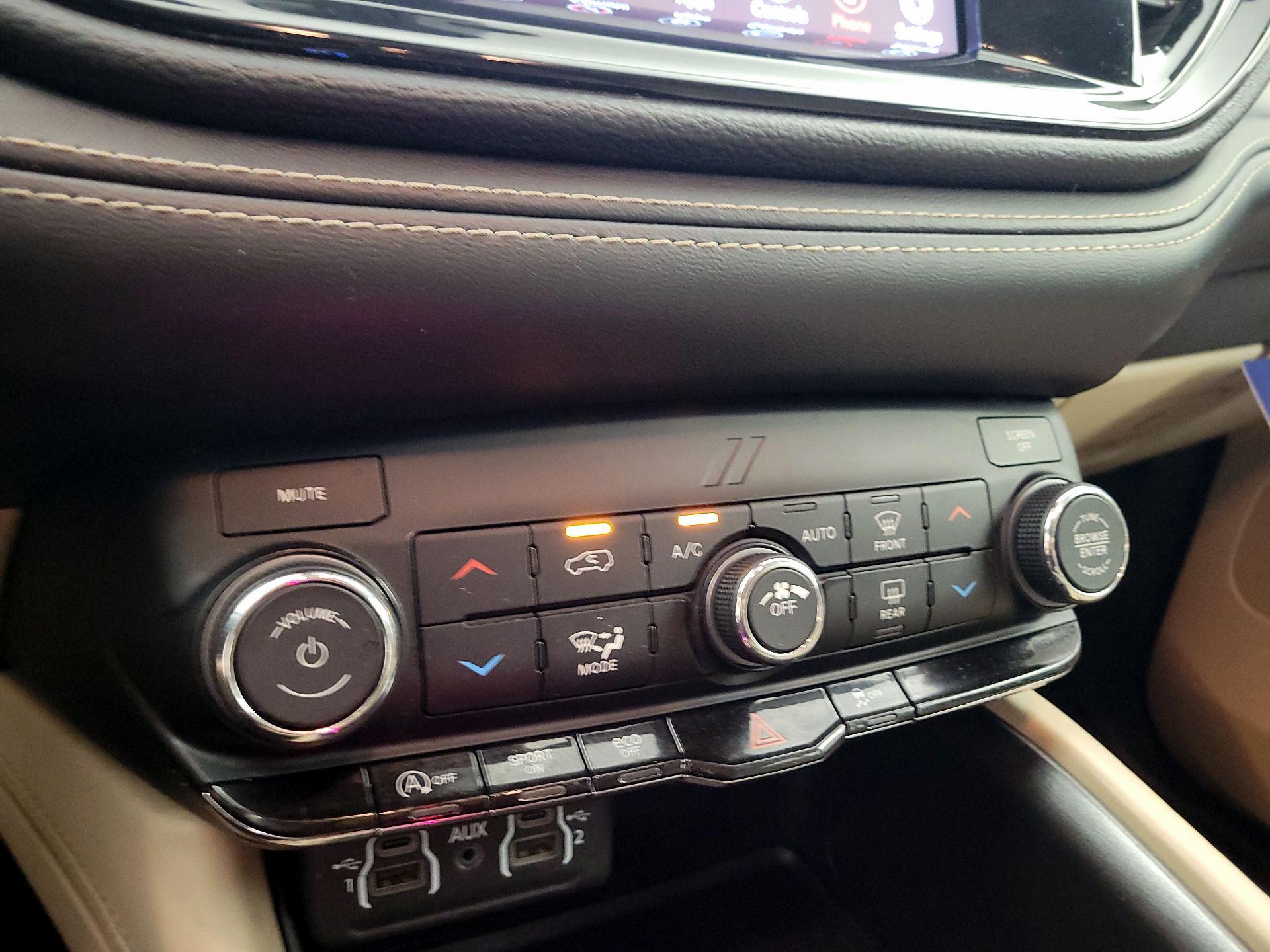 Thumbnail: 2021 Dodge Durango - 14