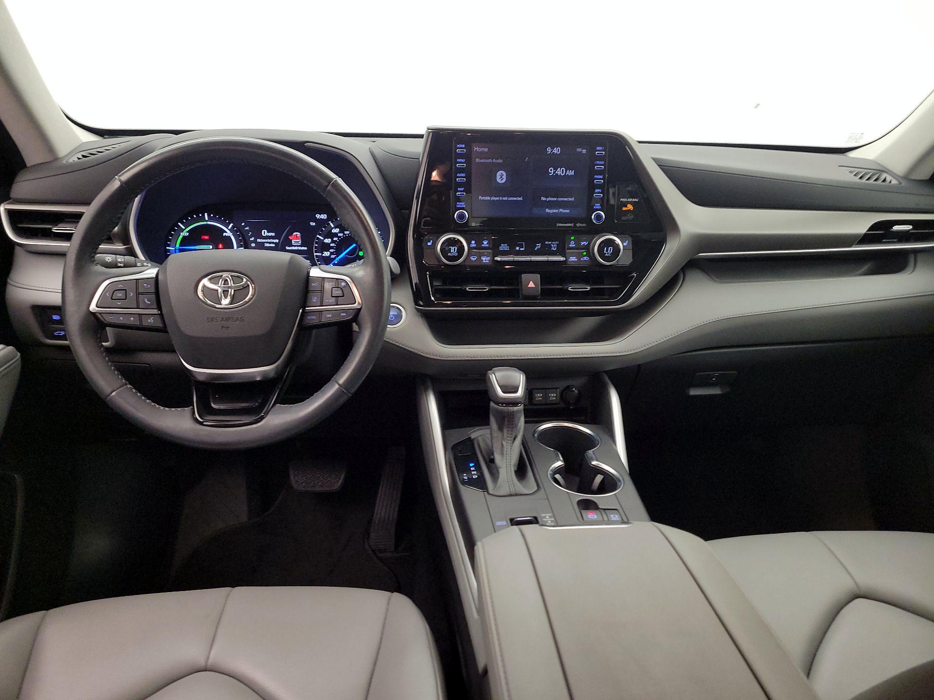 Thumbnail: 2021 Toyota Highlander - 9