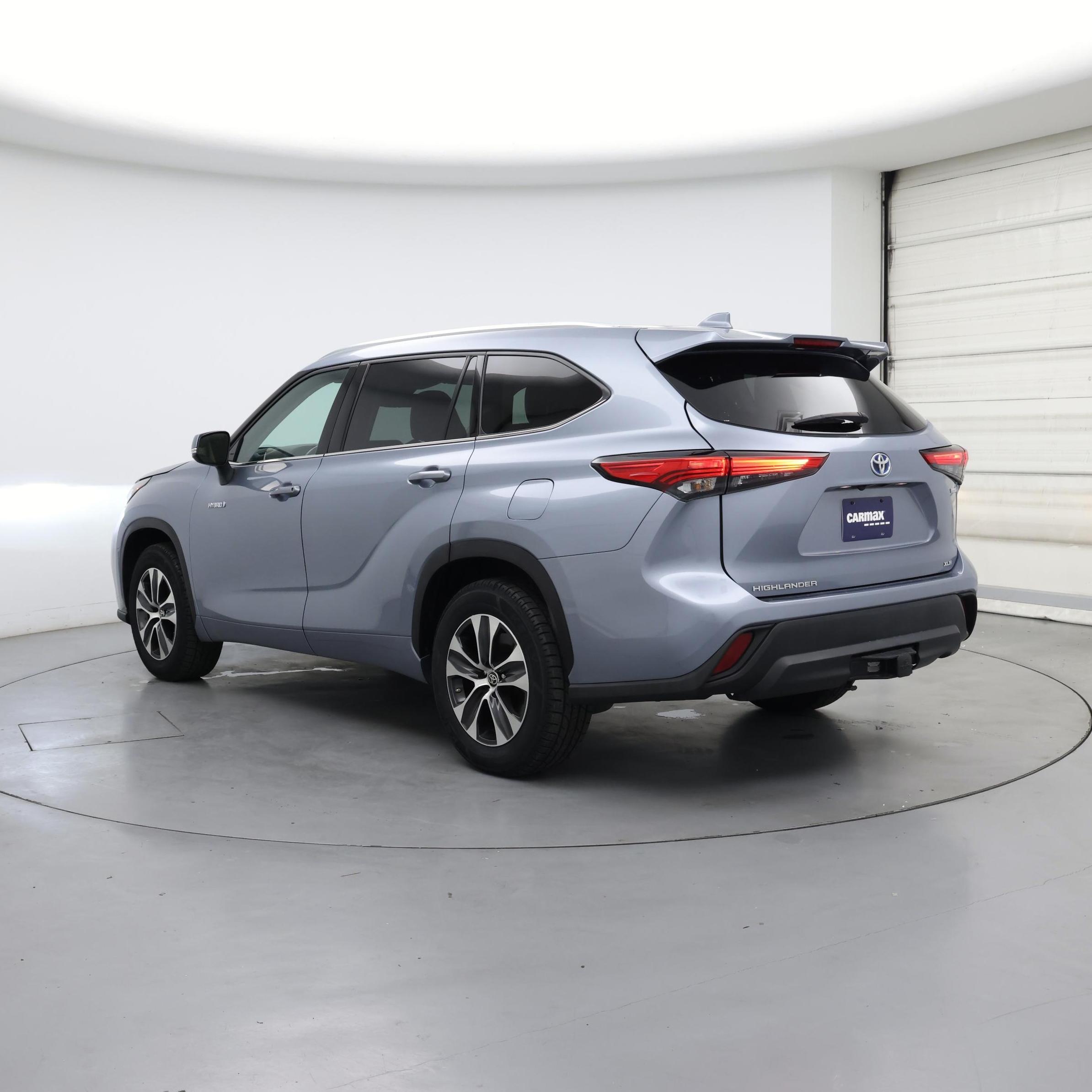 Thumbnail: 2021 Toyota Highlander - 2