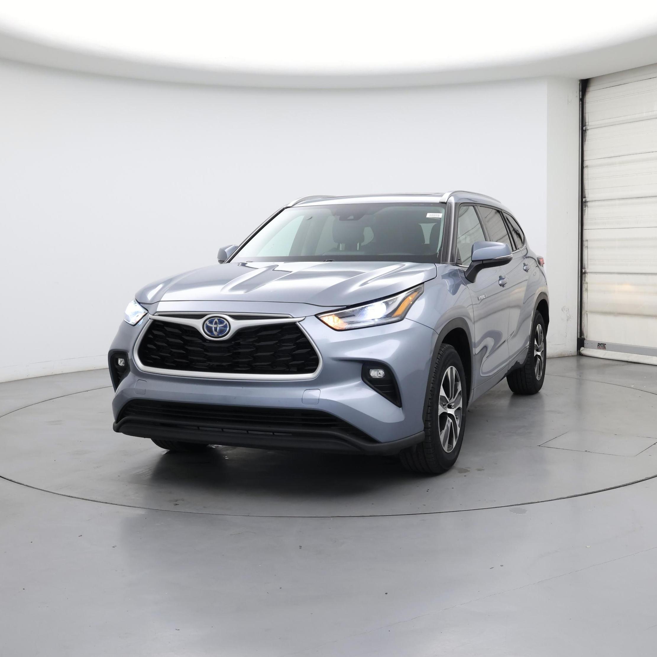 Thumbnail: 2021 Toyota Highlander - 4