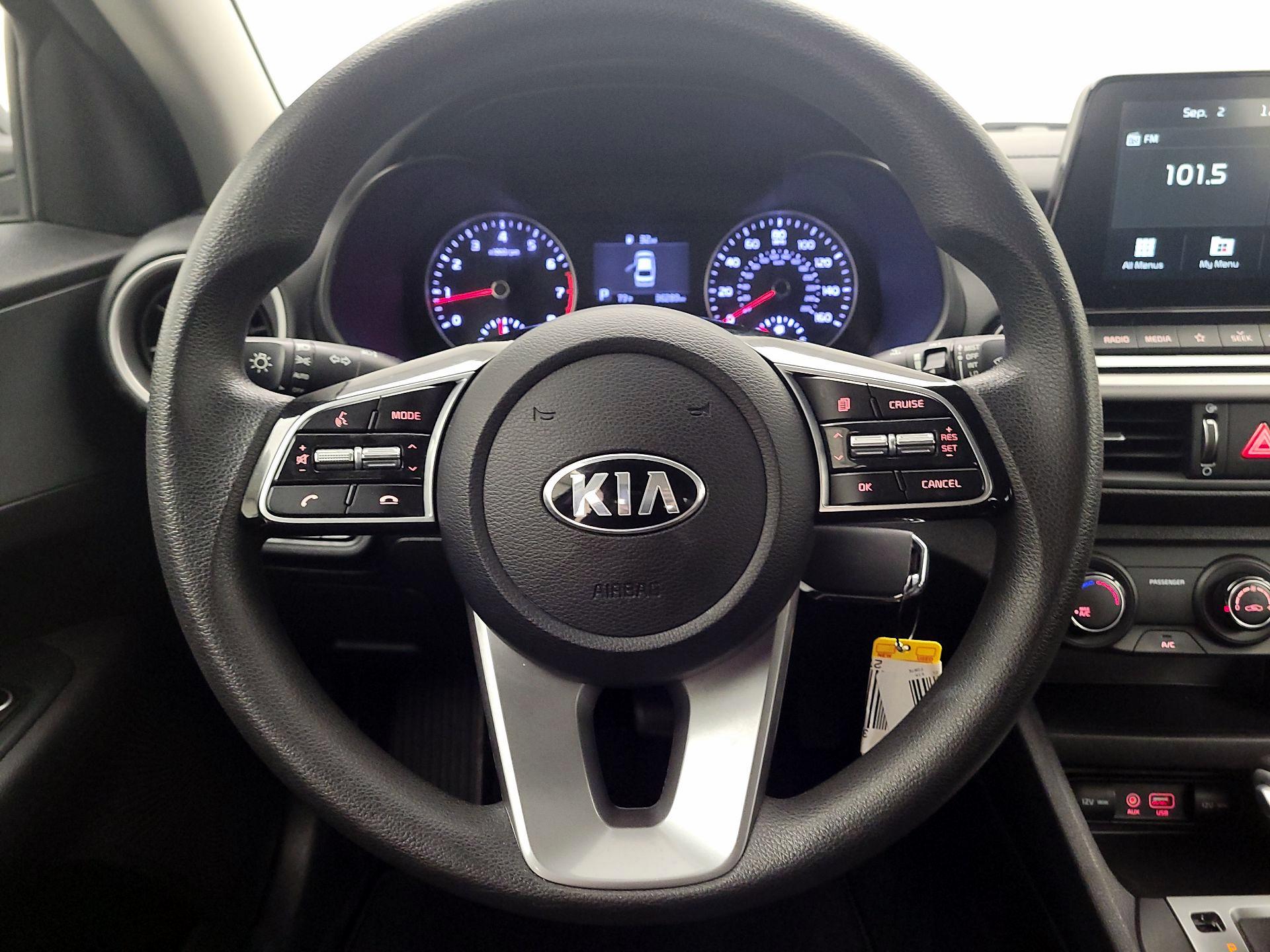 Thumbnail: 2021 Kia Forte - 10