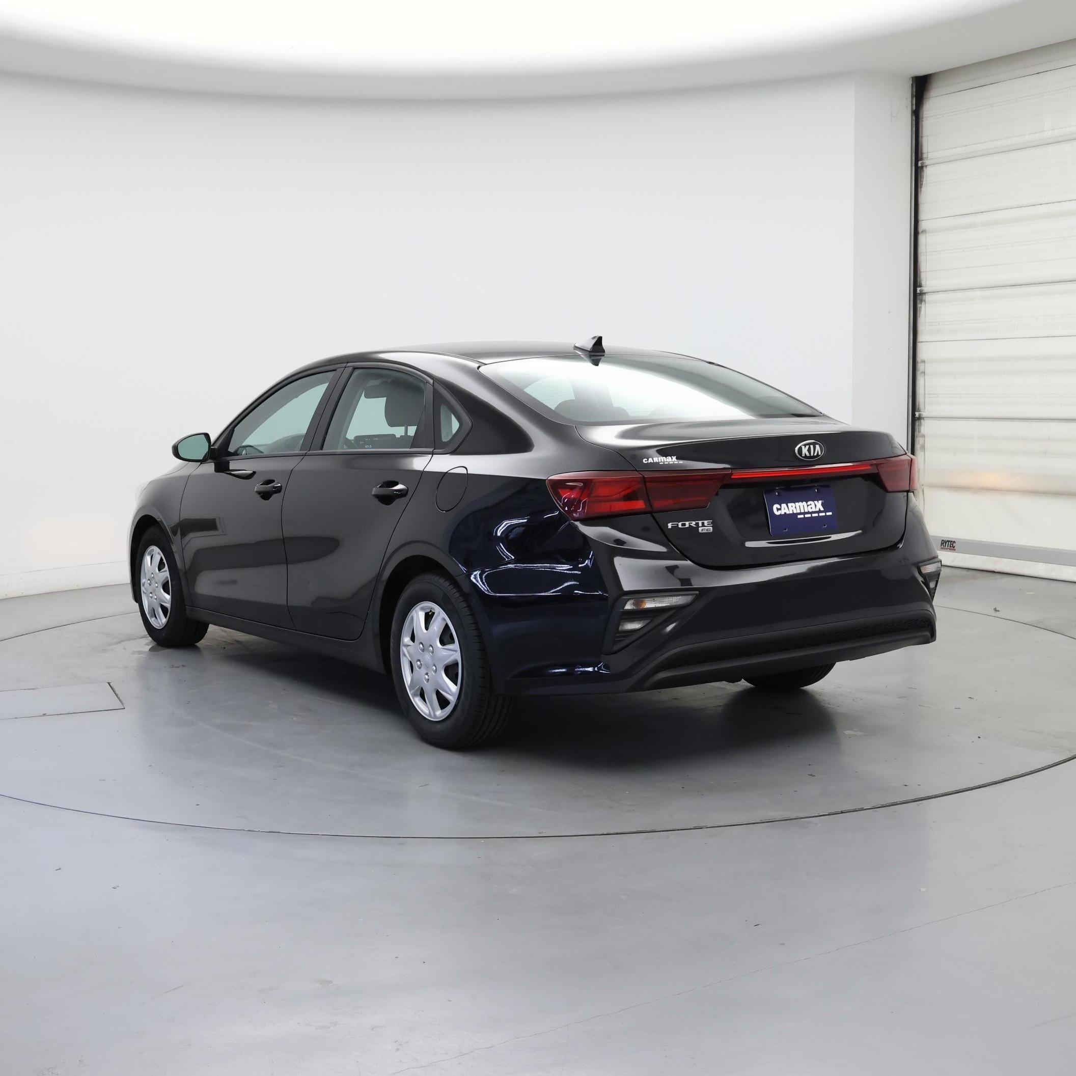 Thumbnail: 2021 Kia Forte - 2