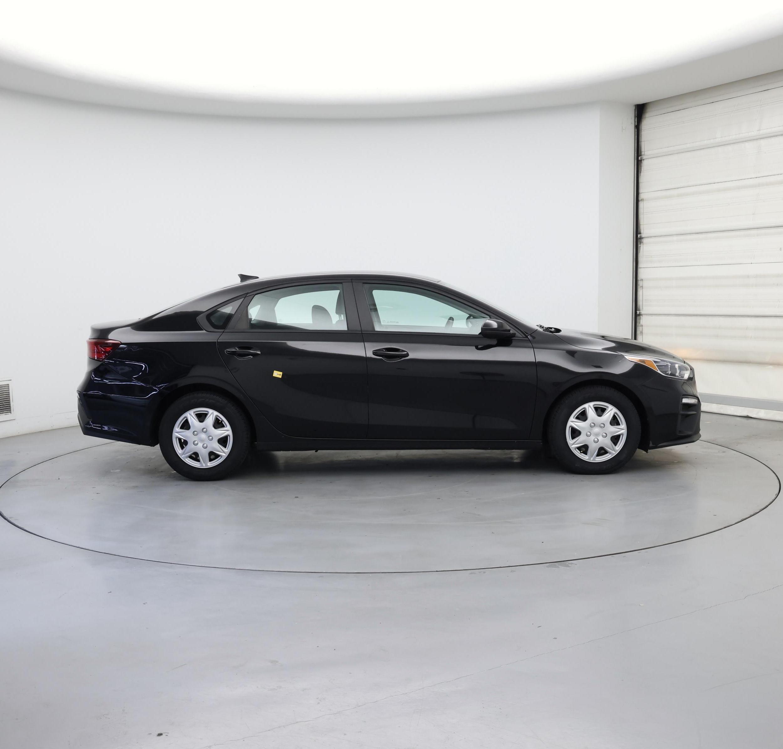 Thumbnail: 2021 Kia Forte - 7