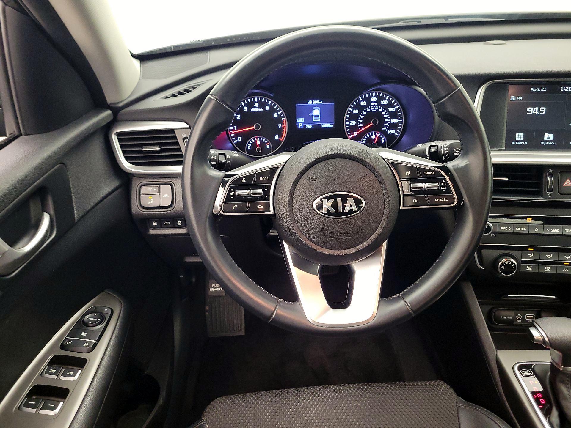 Thumbnail: 2020 Kia Optima - 10