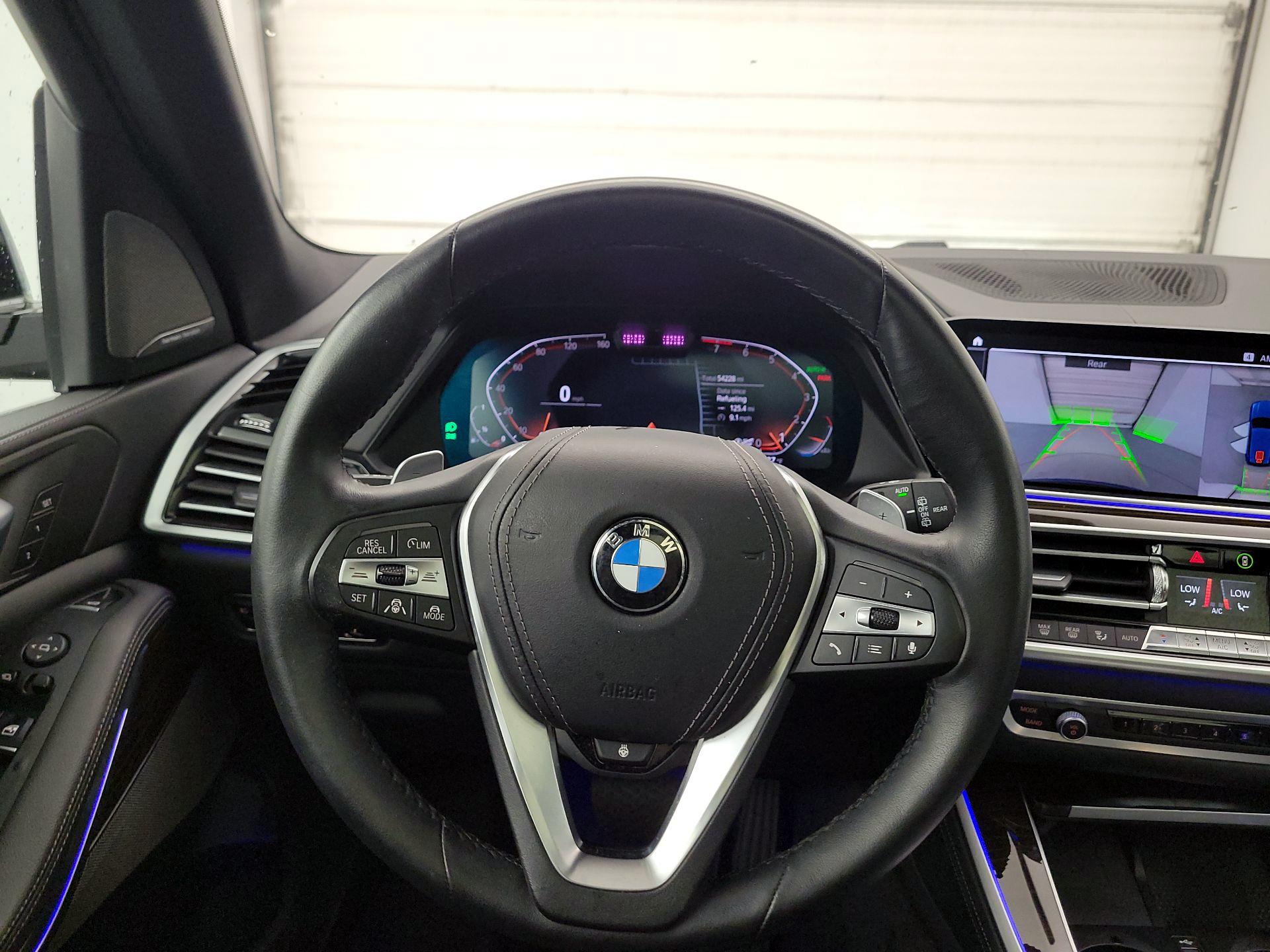 Thumbnail: 2020 BMW X5 - 10