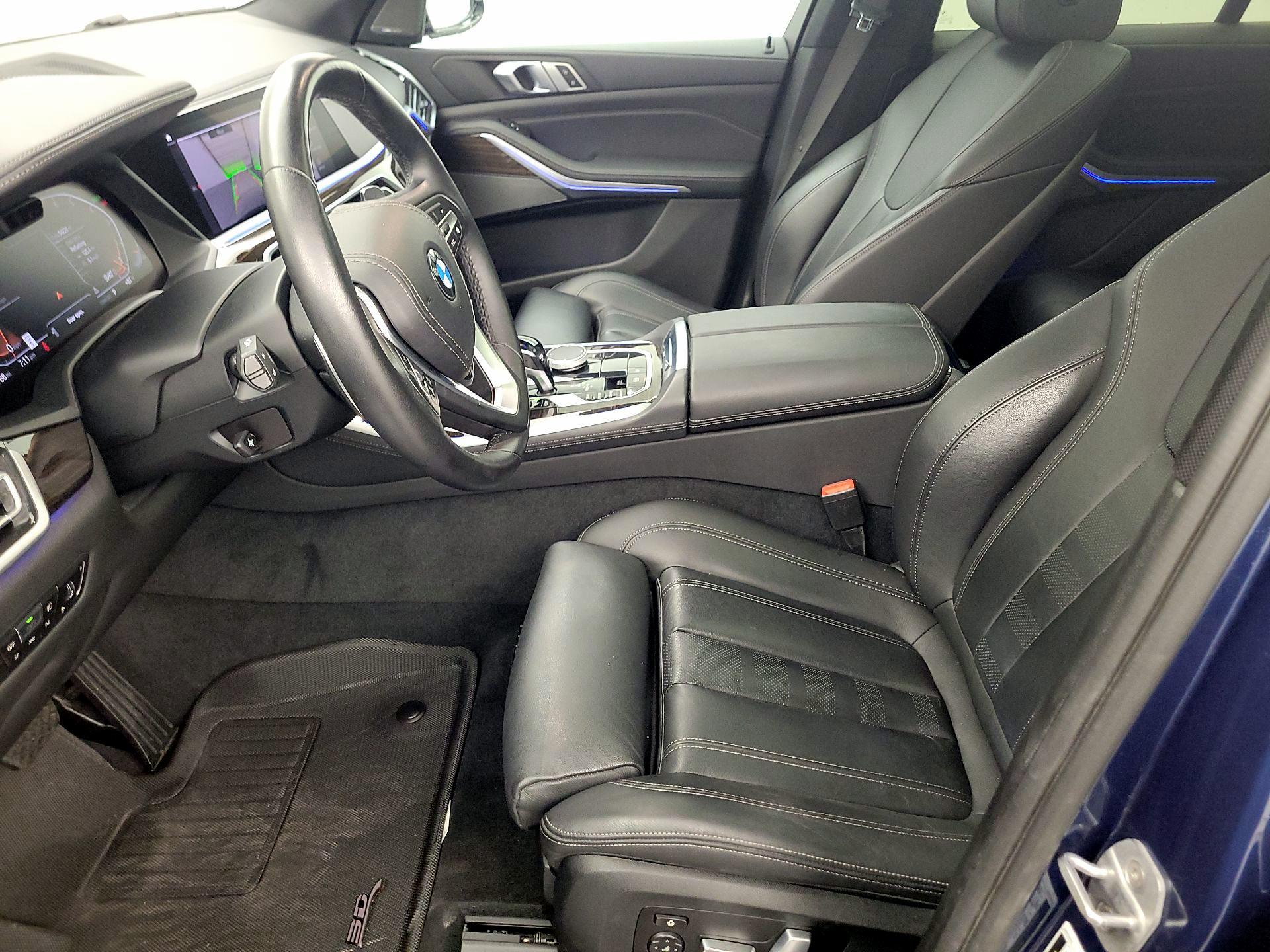 Thumbnail: 2020 BMW X5 - 11