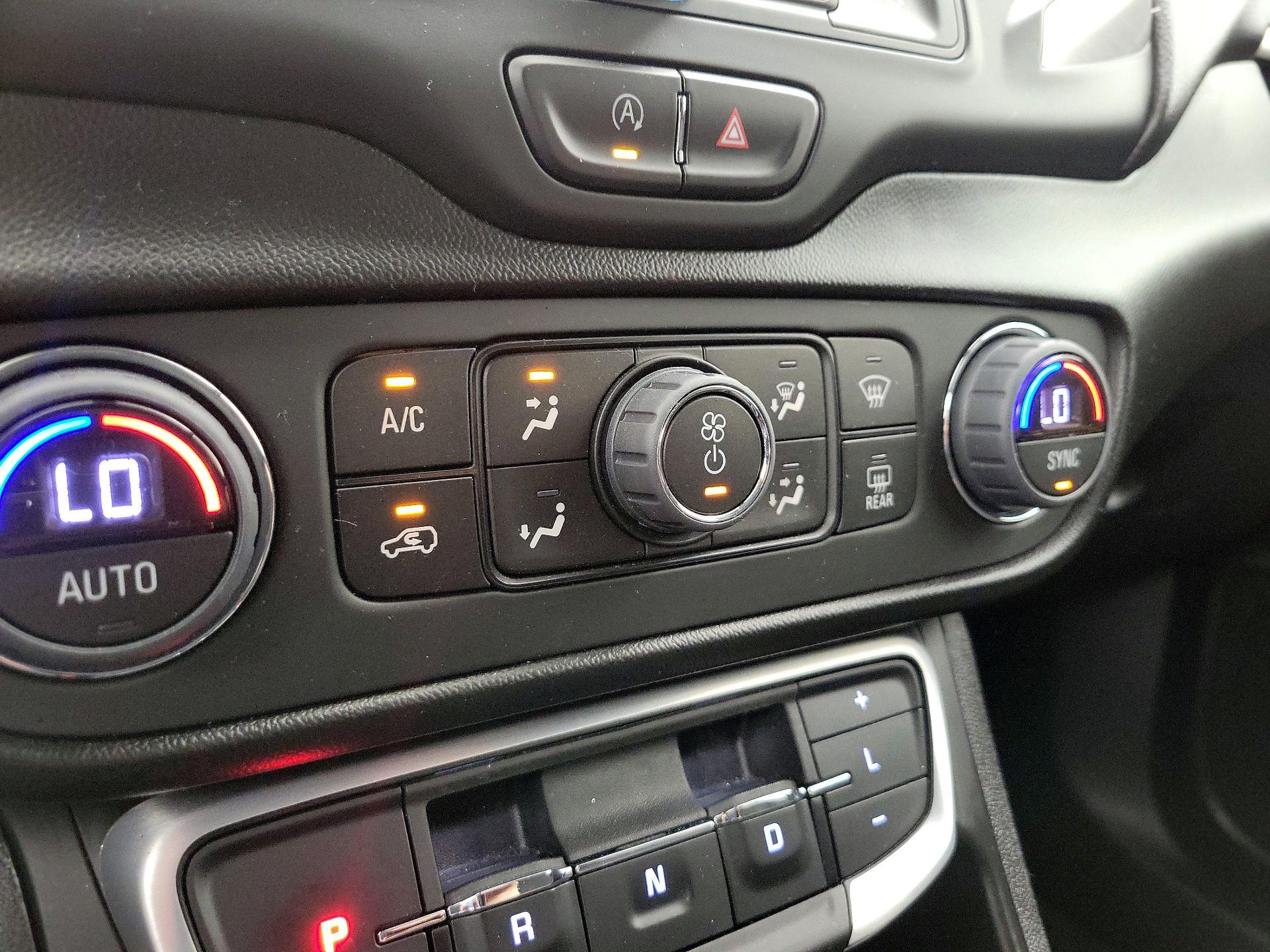 Thumbnail: 2022 GMC Terrain - 16