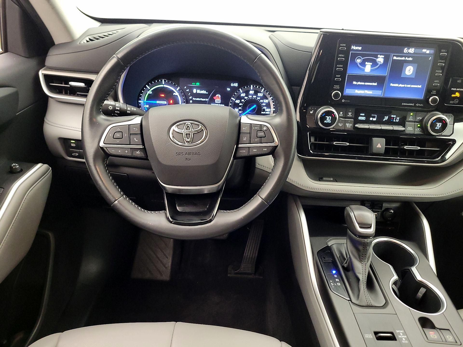 Thumbnail: 2021 Toyota Highlander - 9