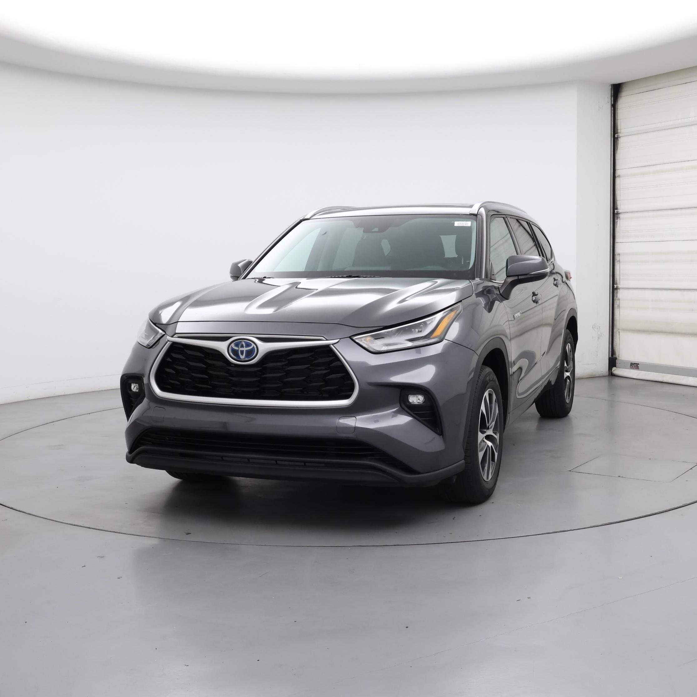 Thumbnail: 2021 Toyota Highlander - 4