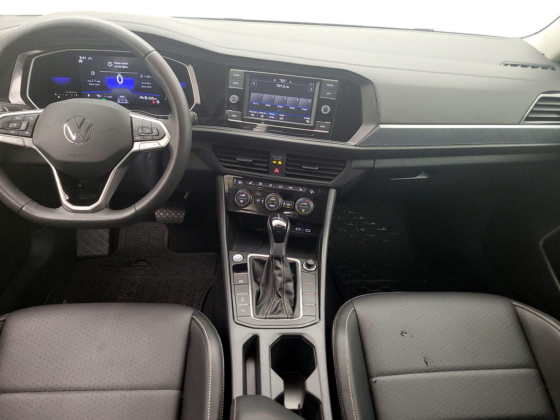 Thumbnail: 2022 Volkswagen Jetta - 9