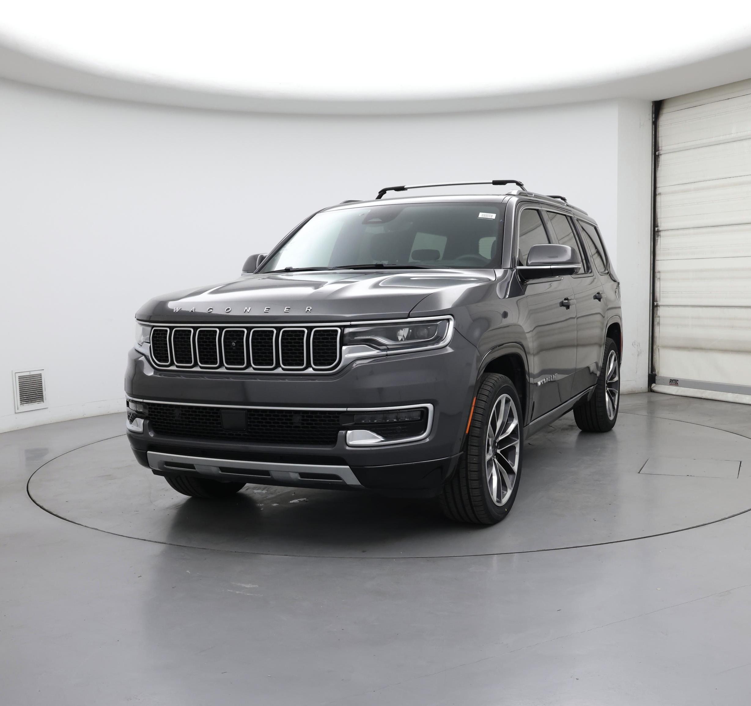 Thumbnail: 2022 Jeep Wagoneer - 4
