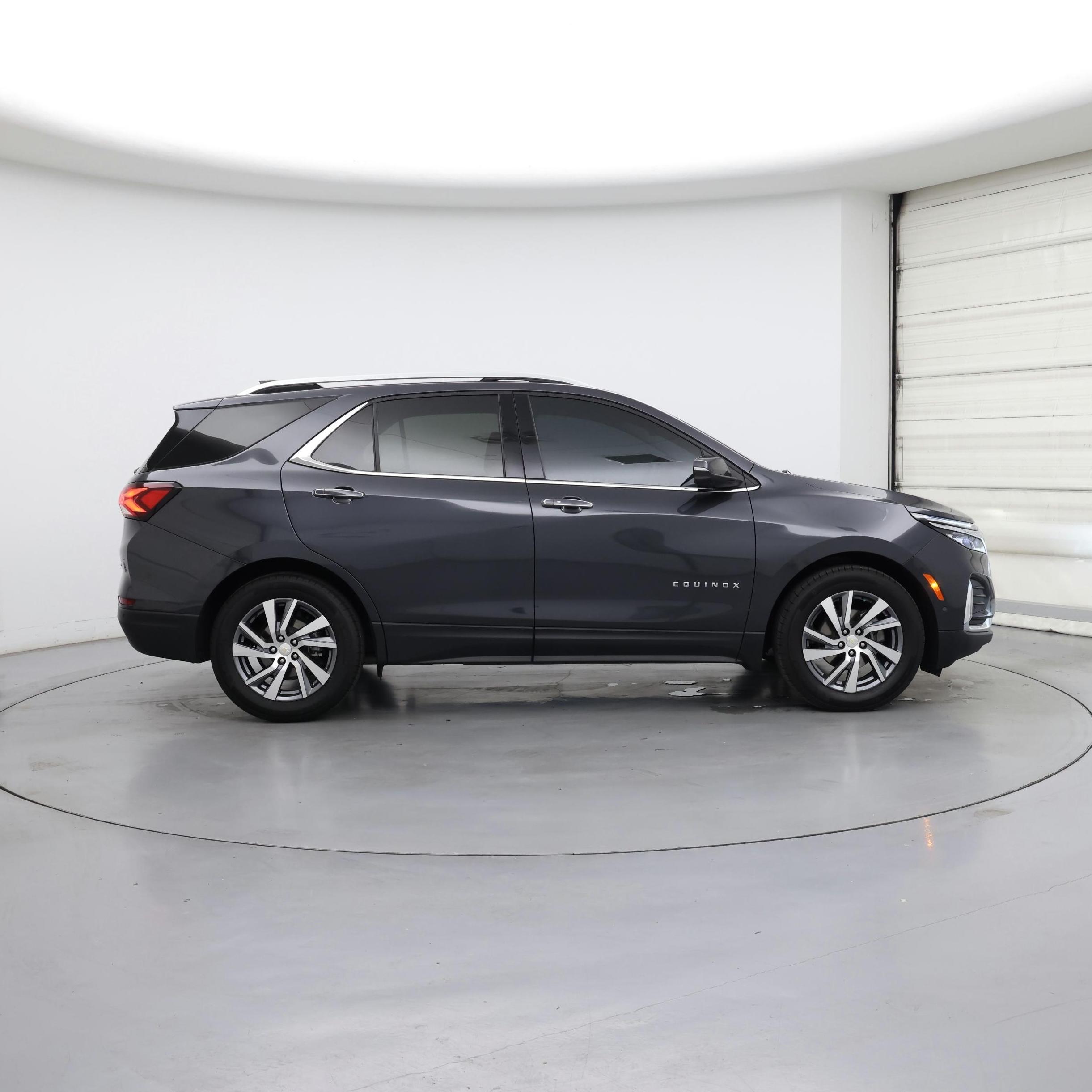 Thumbnail: 2022 Chevrolet Equinox - 7