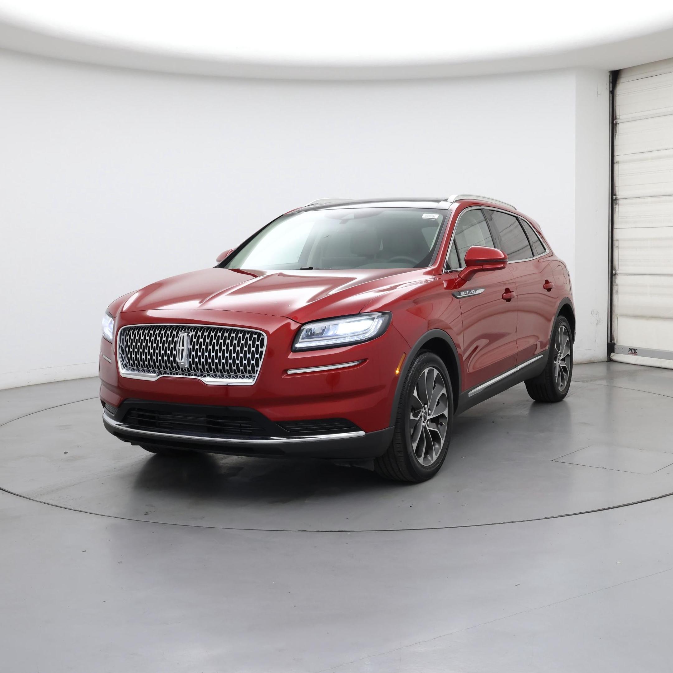 Thumbnail: 2021 Lincoln Nautilus - 4