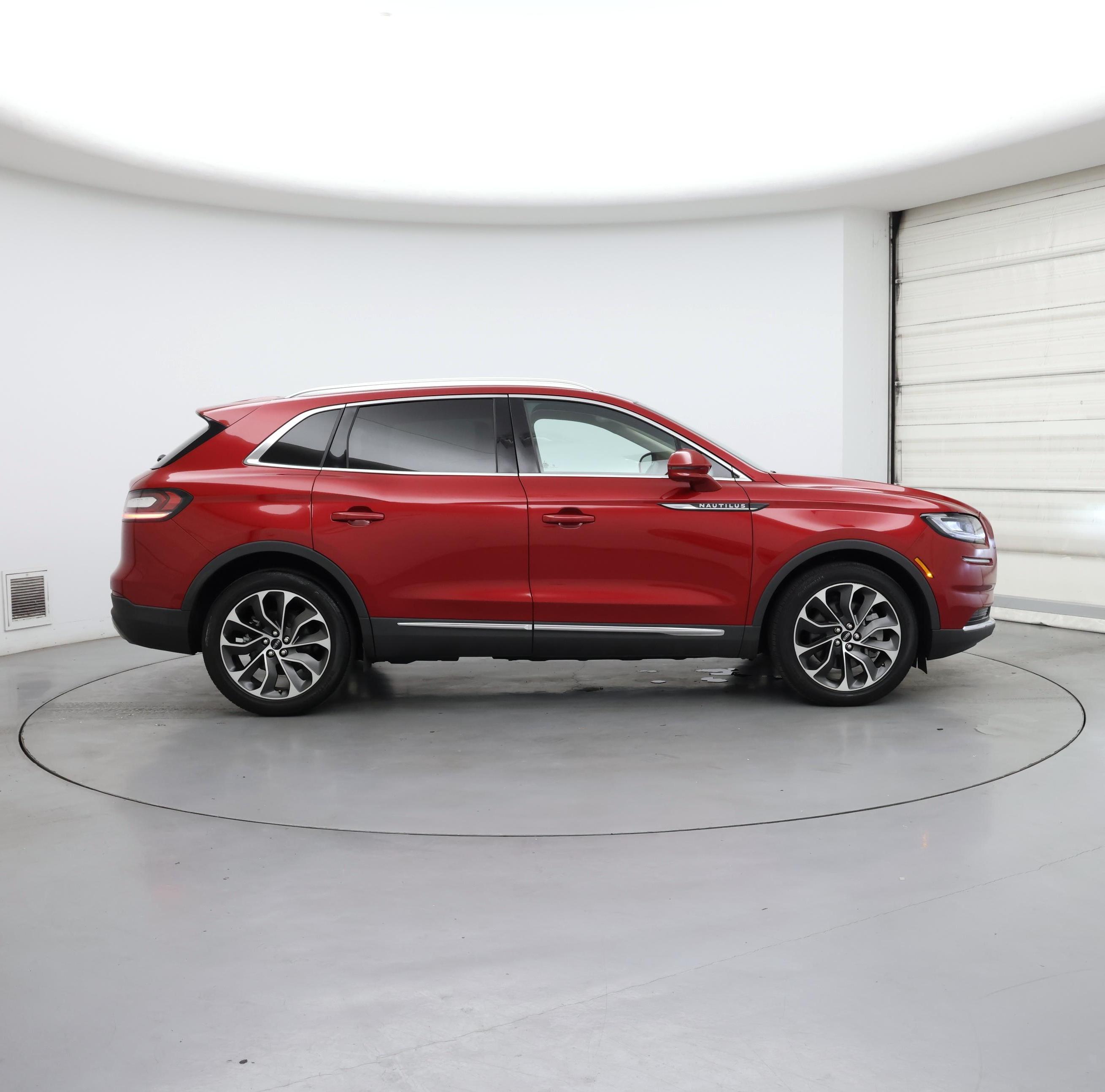 Thumbnail: 2021 Lincoln Nautilus - 7