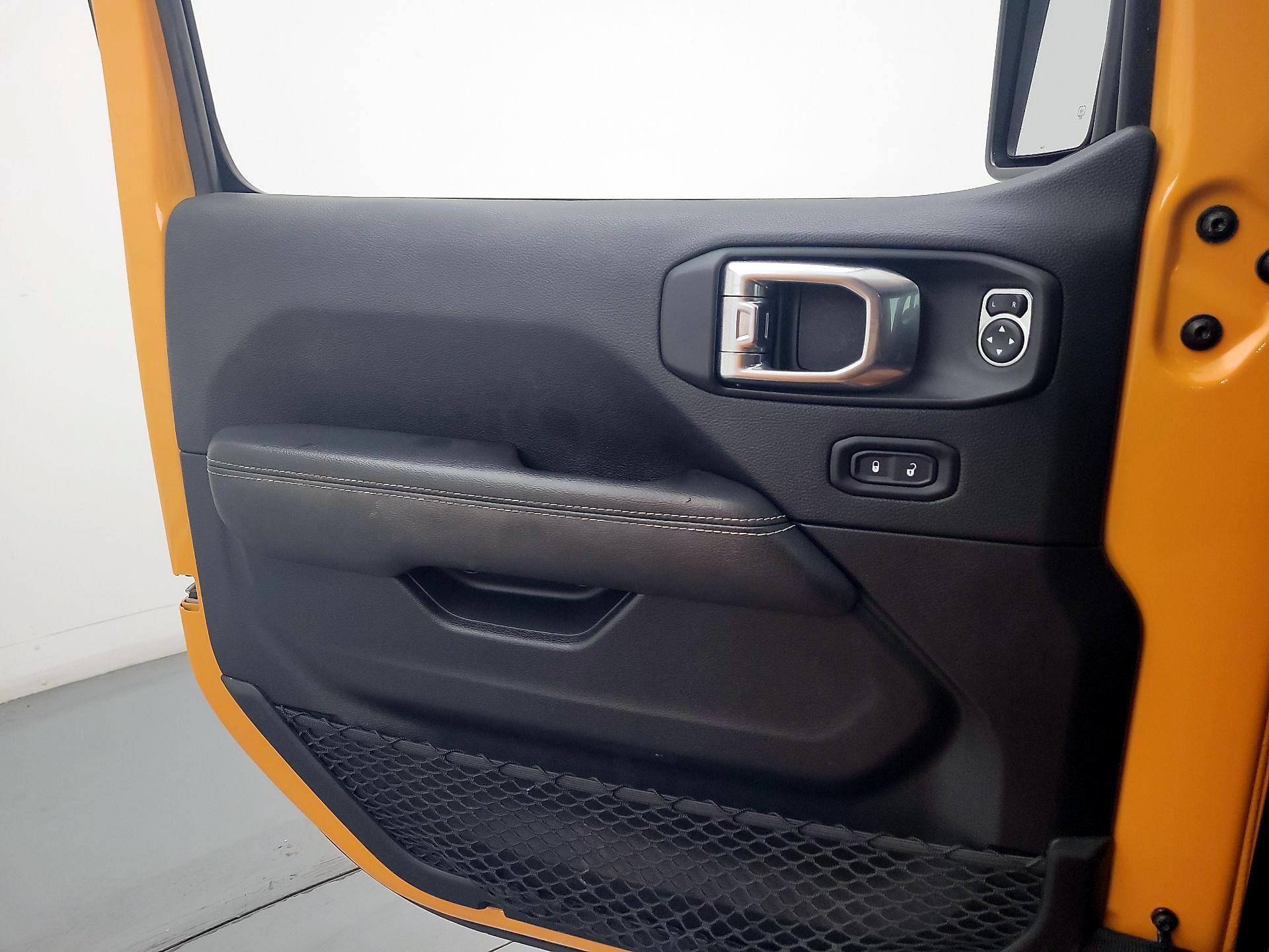 Thumbnail: 2021 Jeep Wrangler - 12
