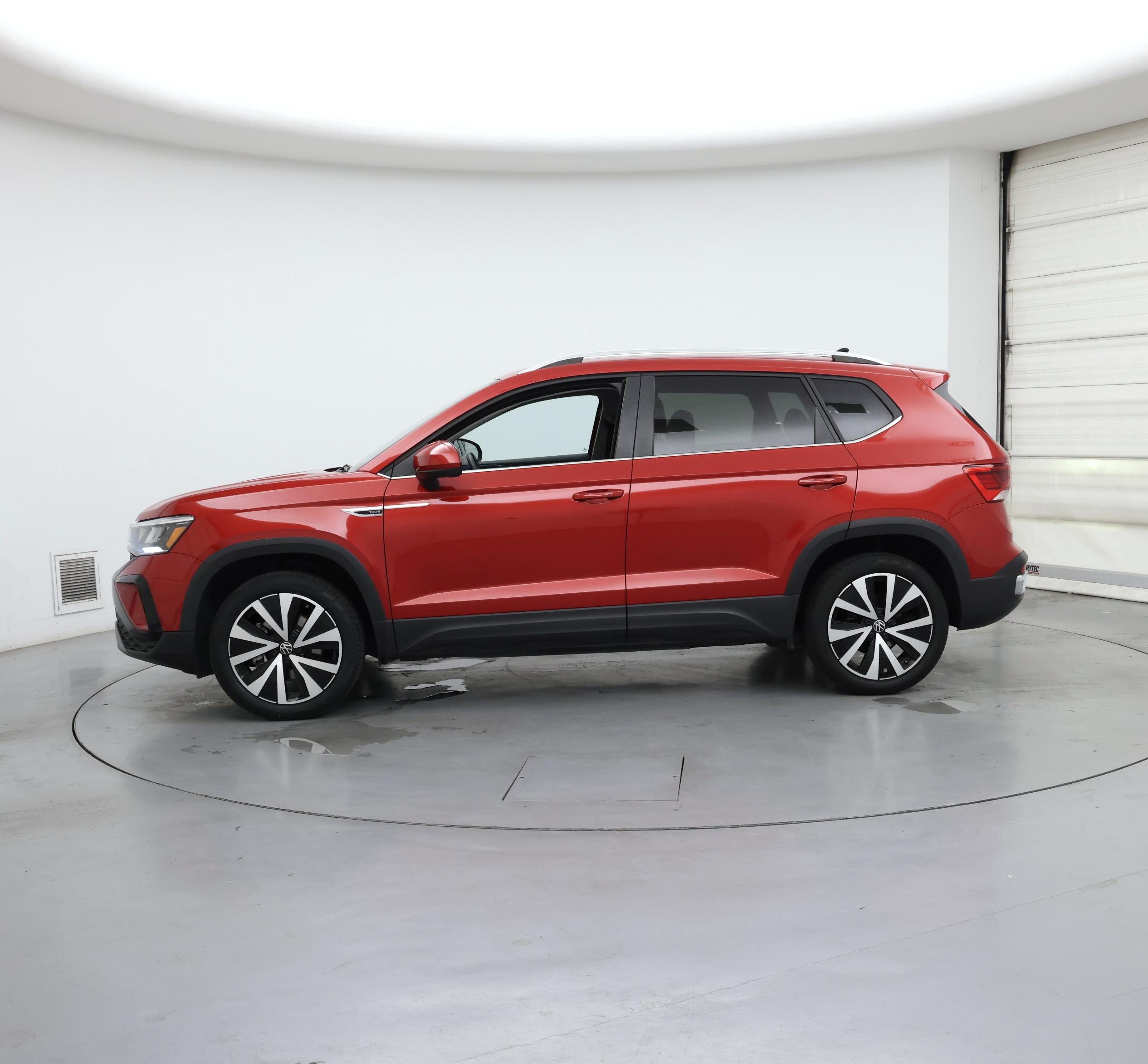 Thumbnail: 2023 Volkswagen Taos - 3