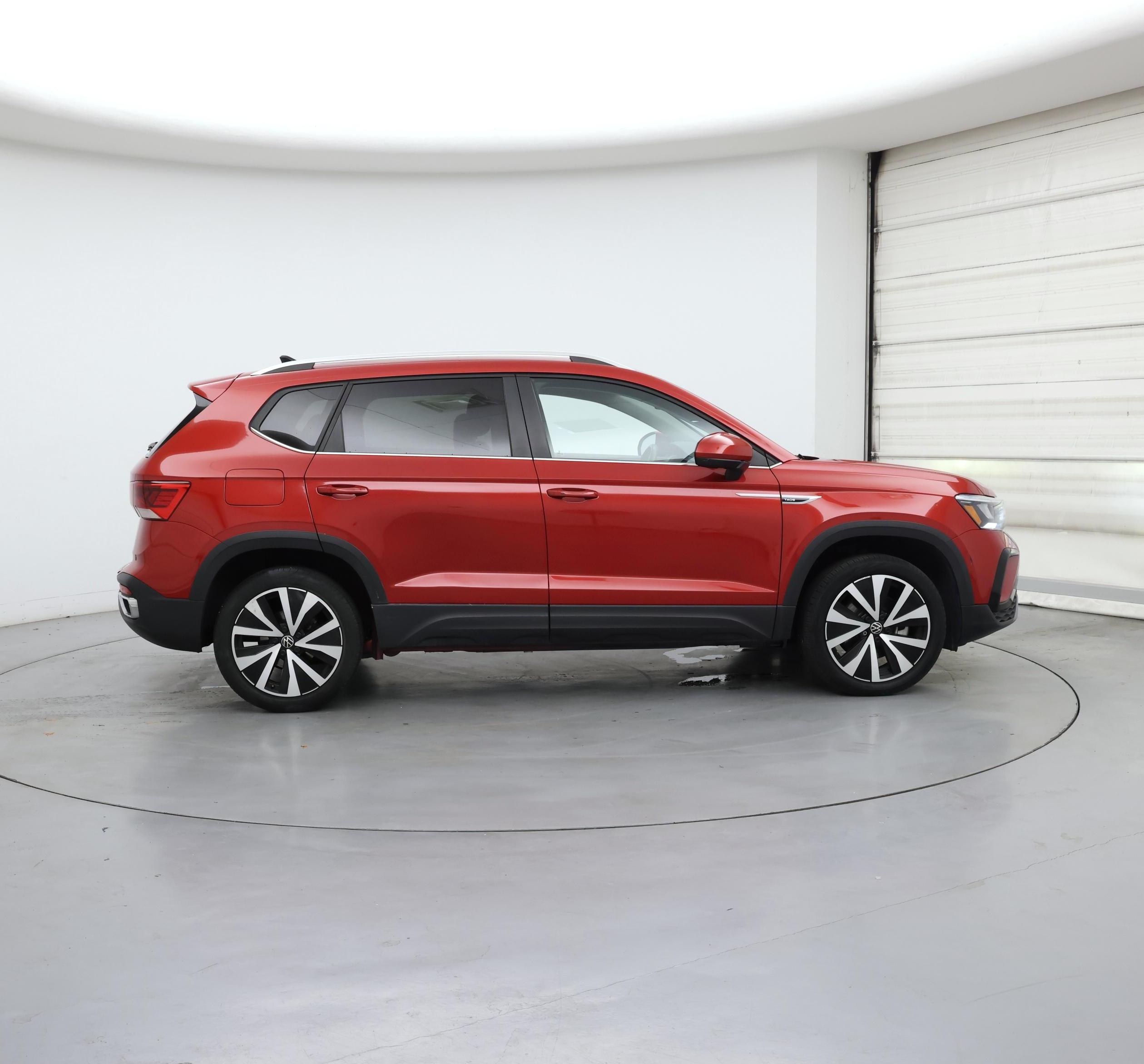 Thumbnail: 2023 Volkswagen Taos - 7