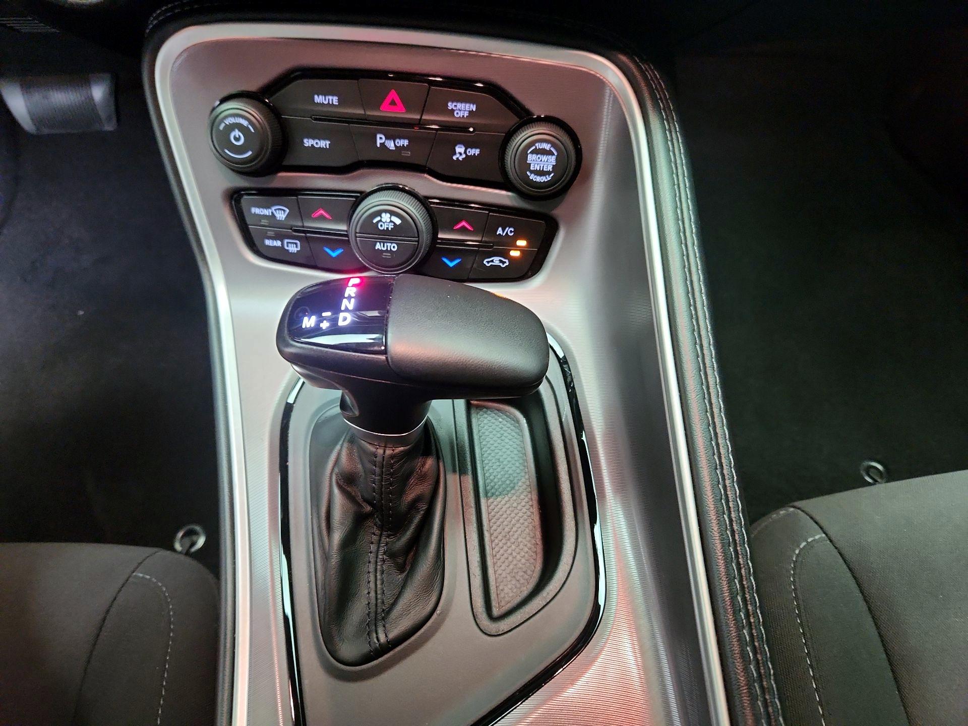 Thumbnail: 2022 Dodge Challenger - 18