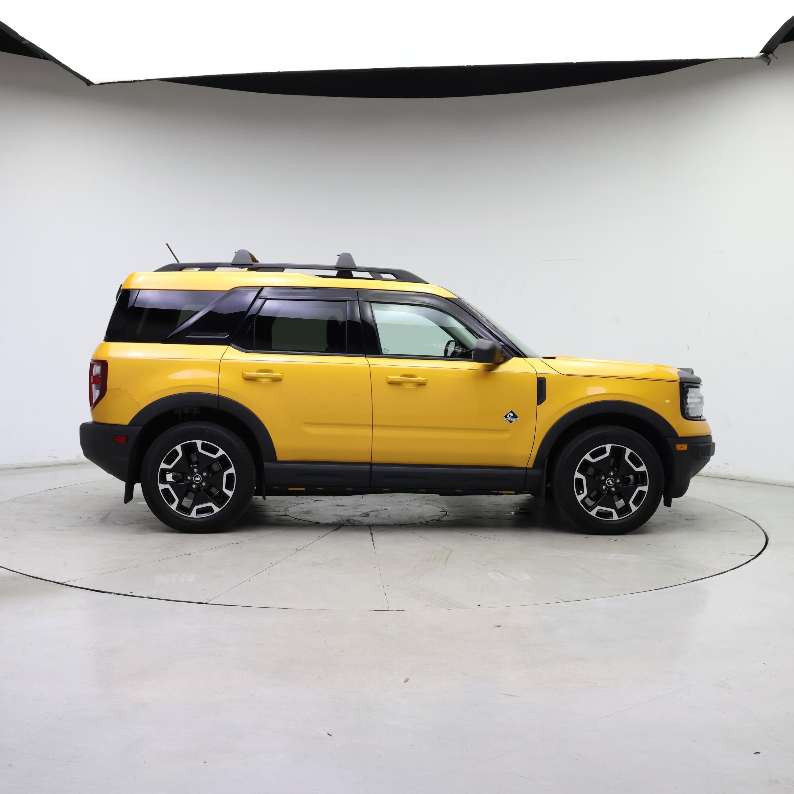 Thumbnail: 2023 Ford Bronco Sport - 7