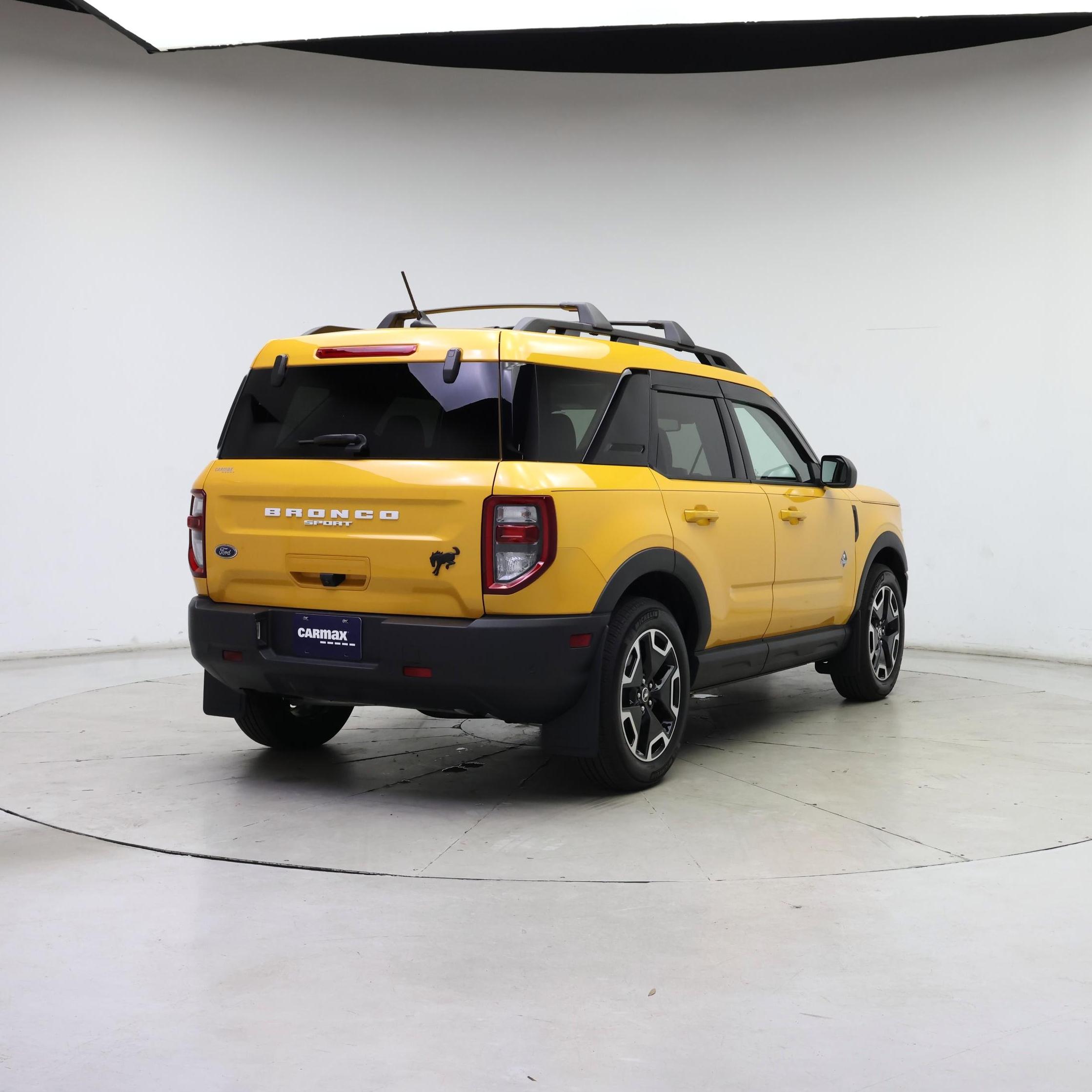 Thumbnail: 2023 Ford Bronco Sport - 8