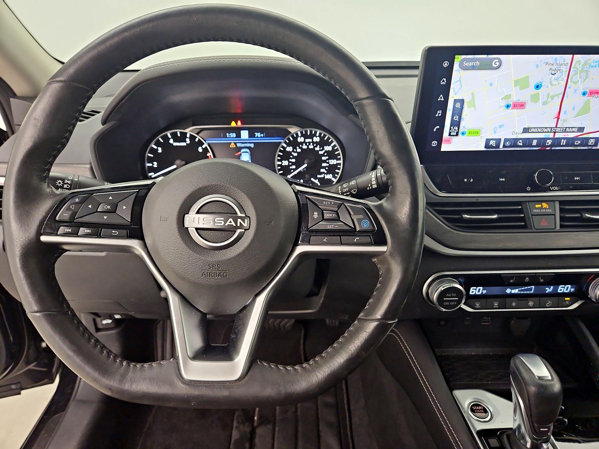 Thumbnail: 2023 Nissan Altima - 10
