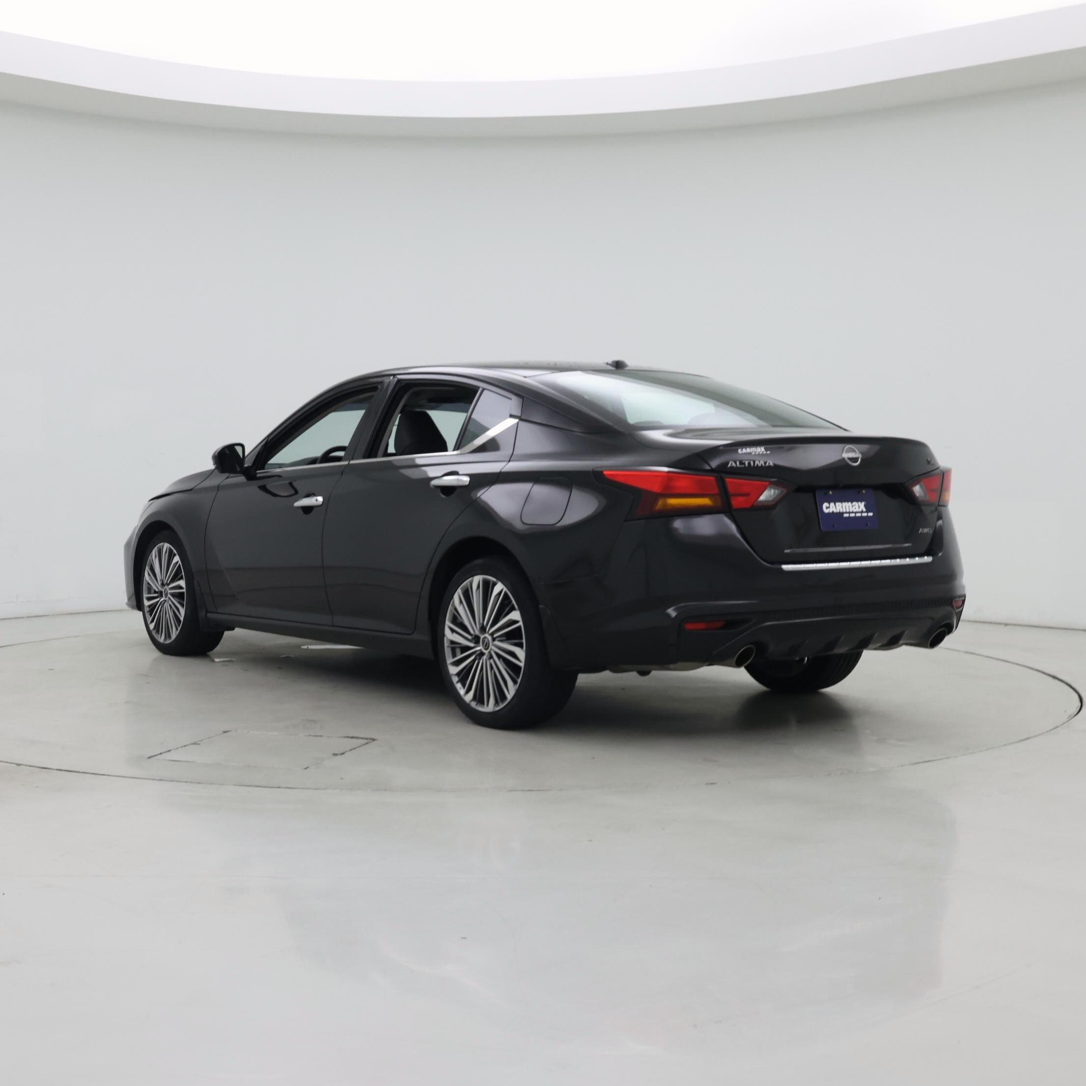 Thumbnail: 2023 Nissan Altima - 2