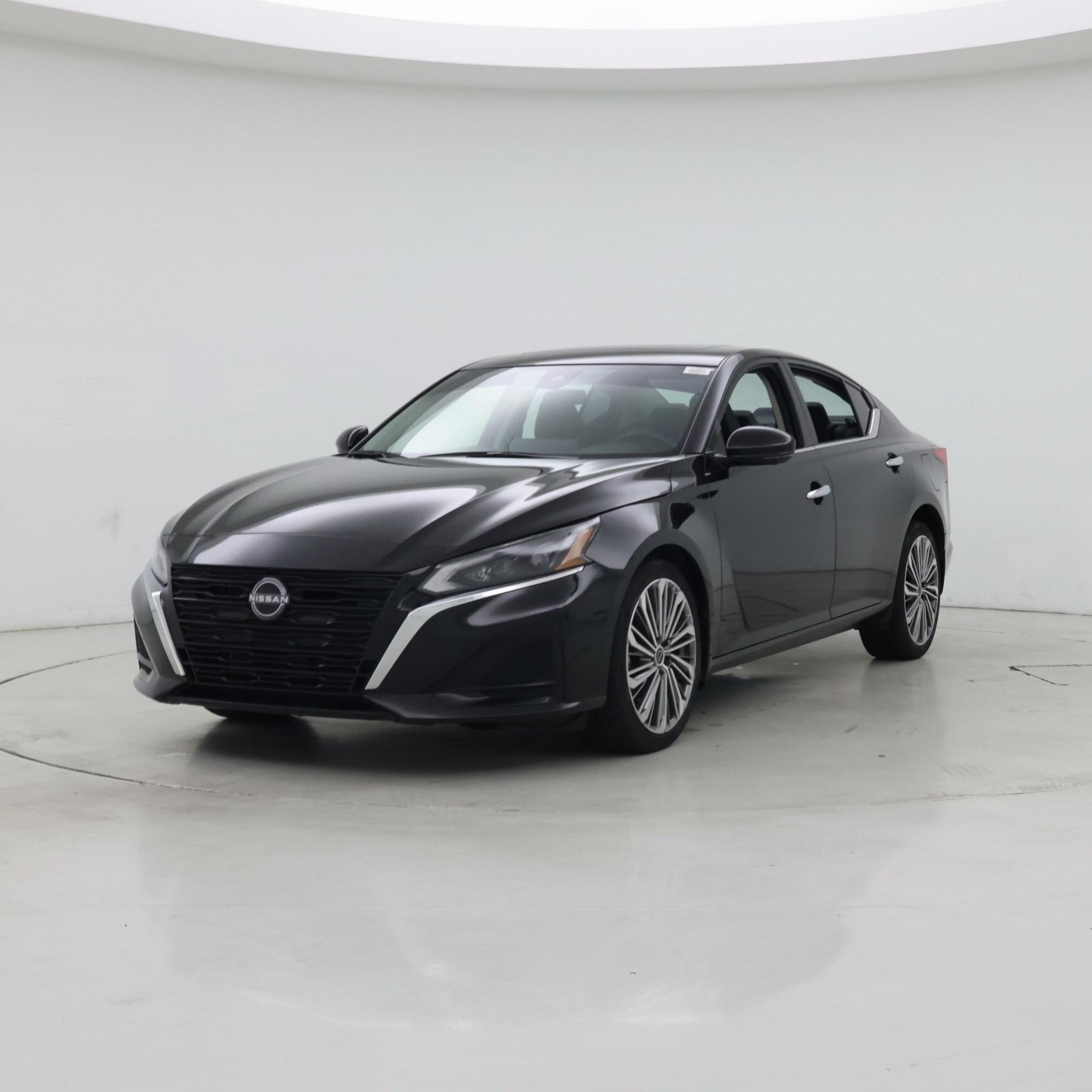 Thumbnail: 2023 Nissan Altima - 4