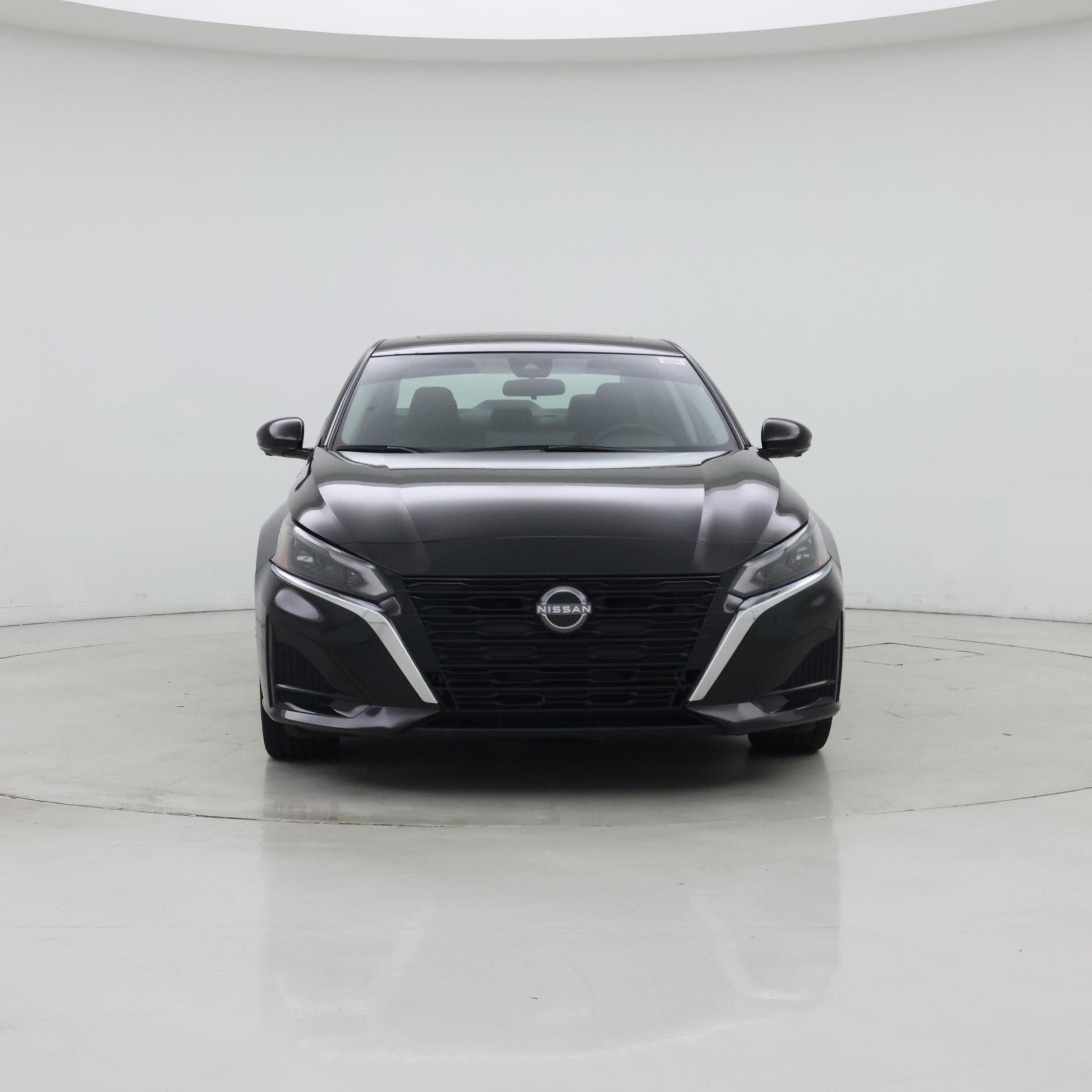 Thumbnail: 2023 Nissan Altima - 5