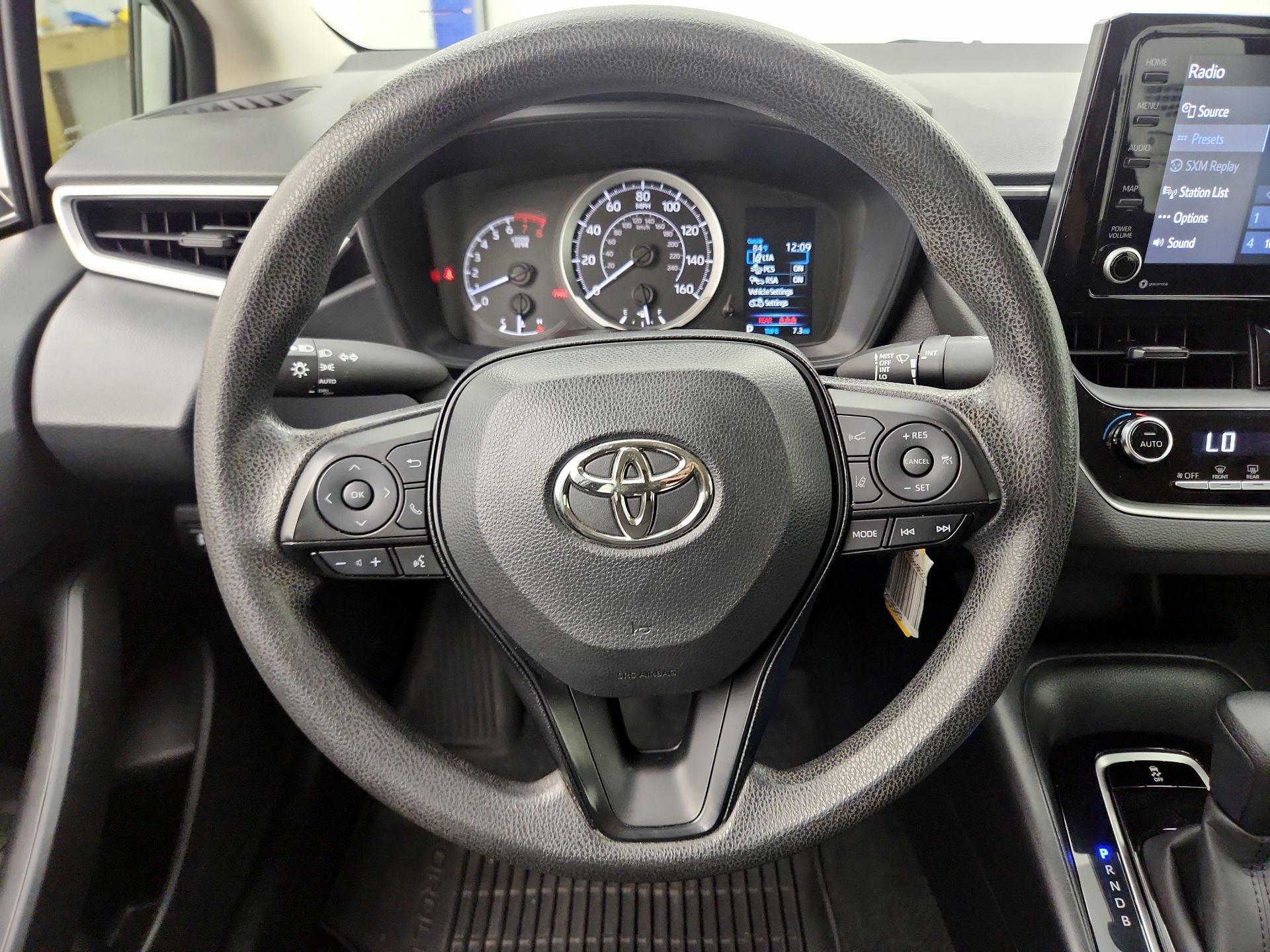 Thumbnail: 2022 Toyota Corolla - 10