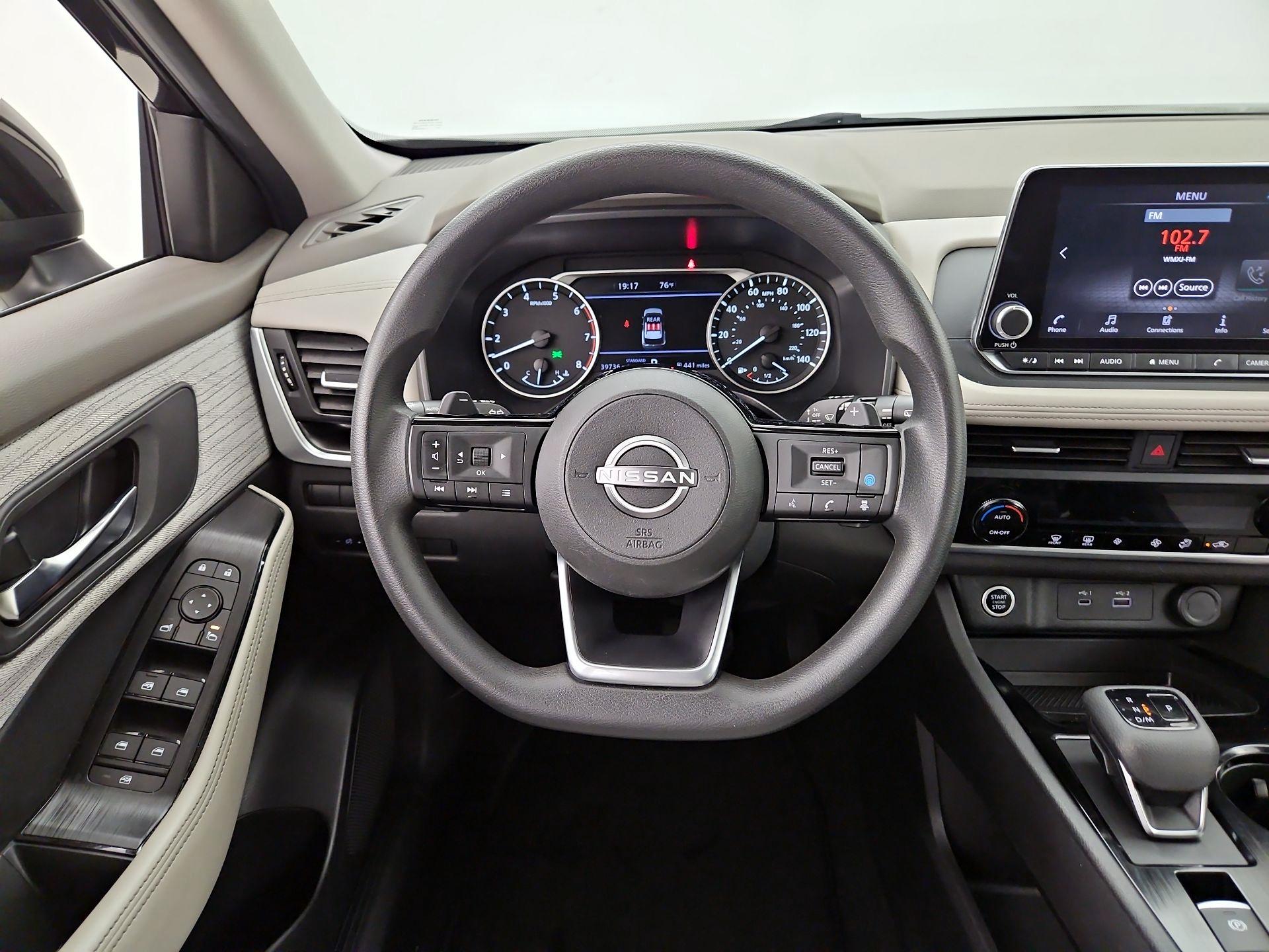 Thumbnail: 2023 Nissan Rogue - 10