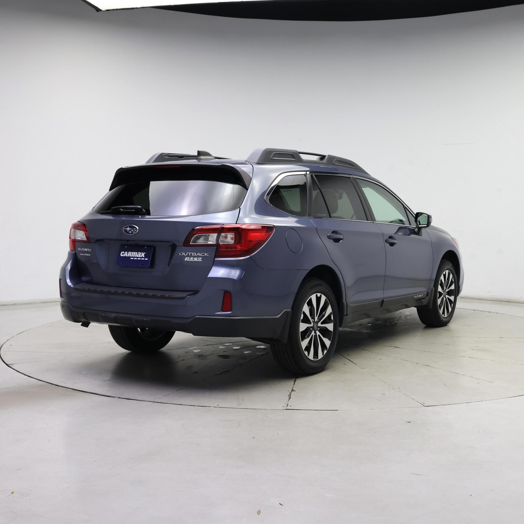 Thumbnail: 2017 Subaru Outback - 8