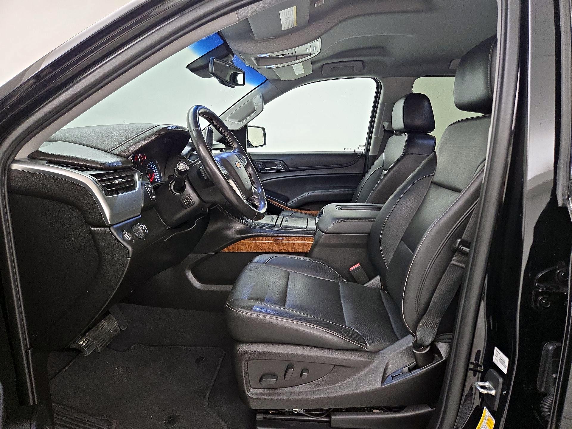 Thumbnail: 2019 Chevrolet Tahoe - 11