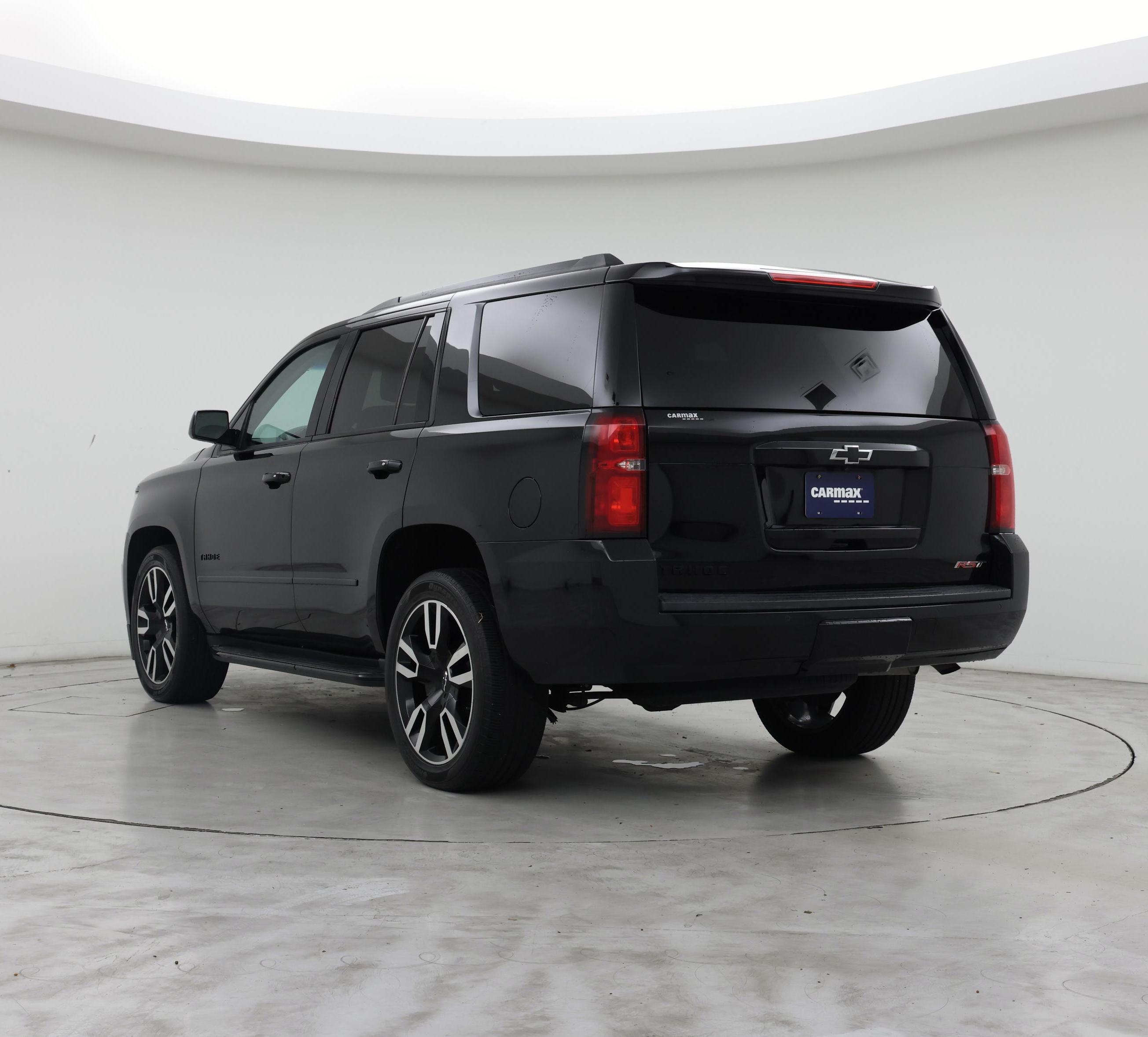 Thumbnail: 2019 Chevrolet Tahoe - 2