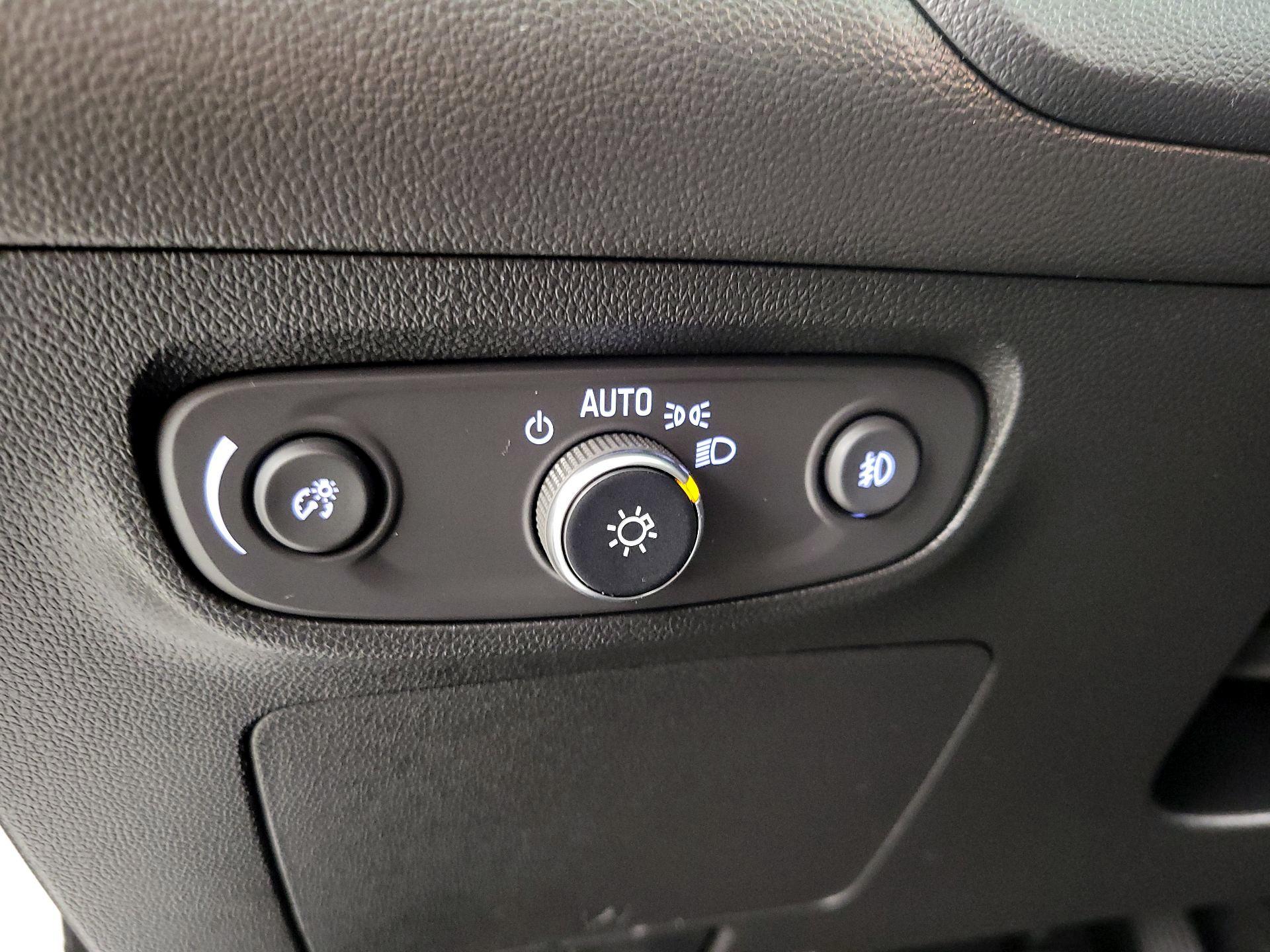 Thumbnail: 2021 Buick Encore GX - 13