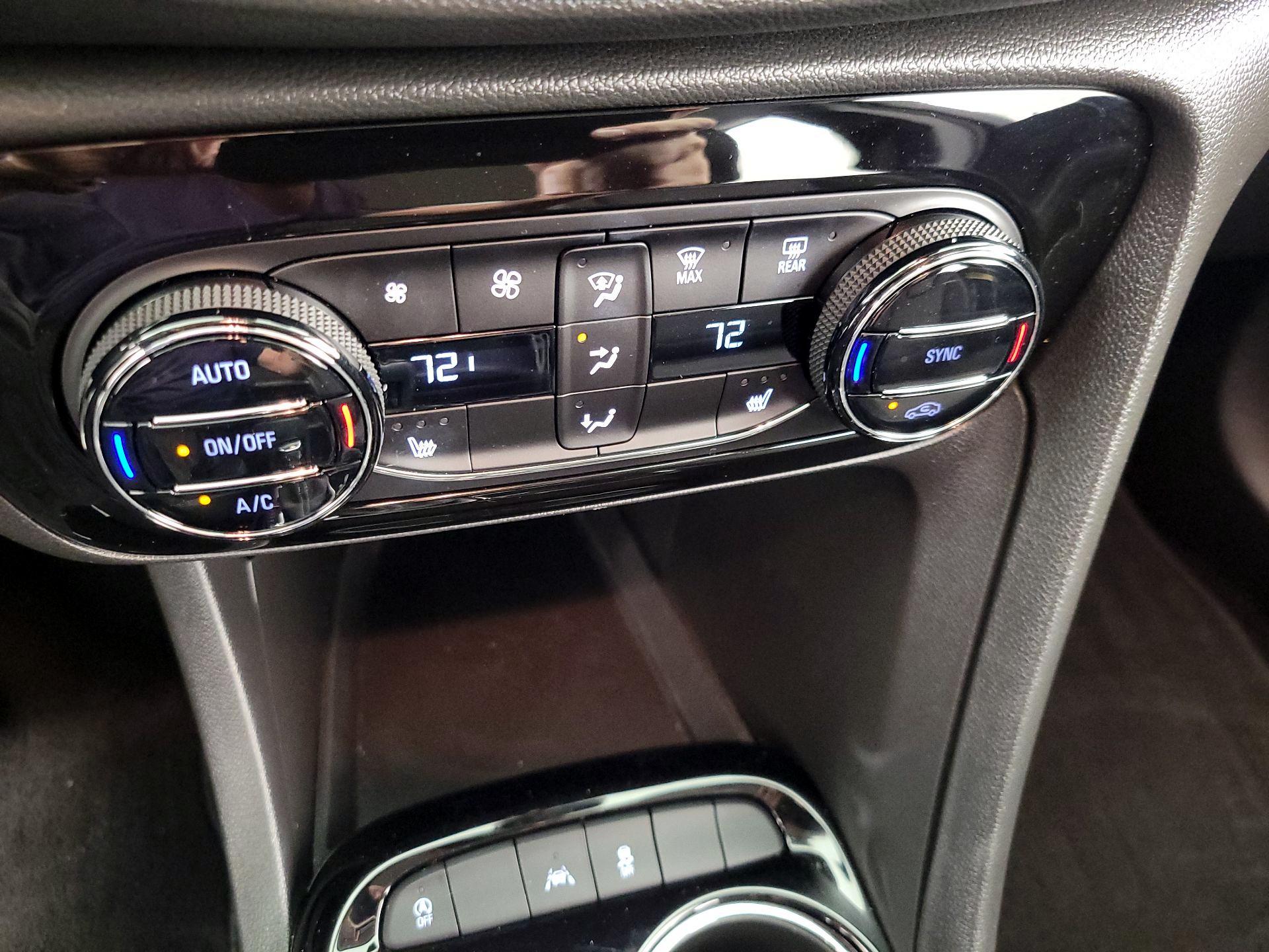 Thumbnail: 2021 Buick Encore GX - 16