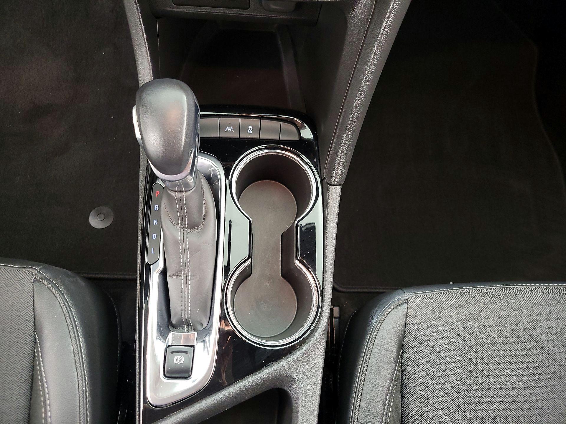 Thumbnail: 2021 Buick Encore GX - 17
