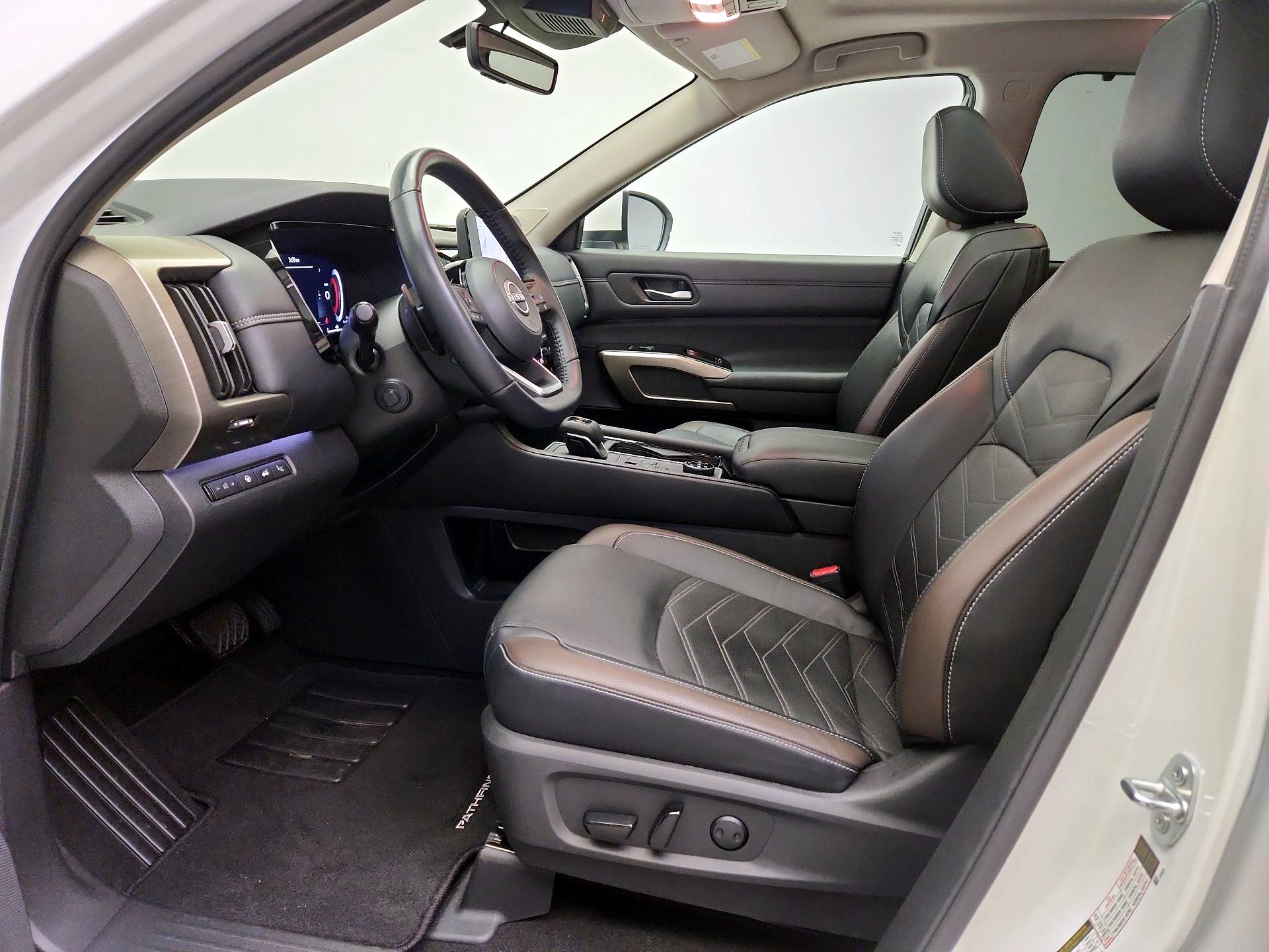 Thumbnail: 2024 Nissan Pathfinder - 11