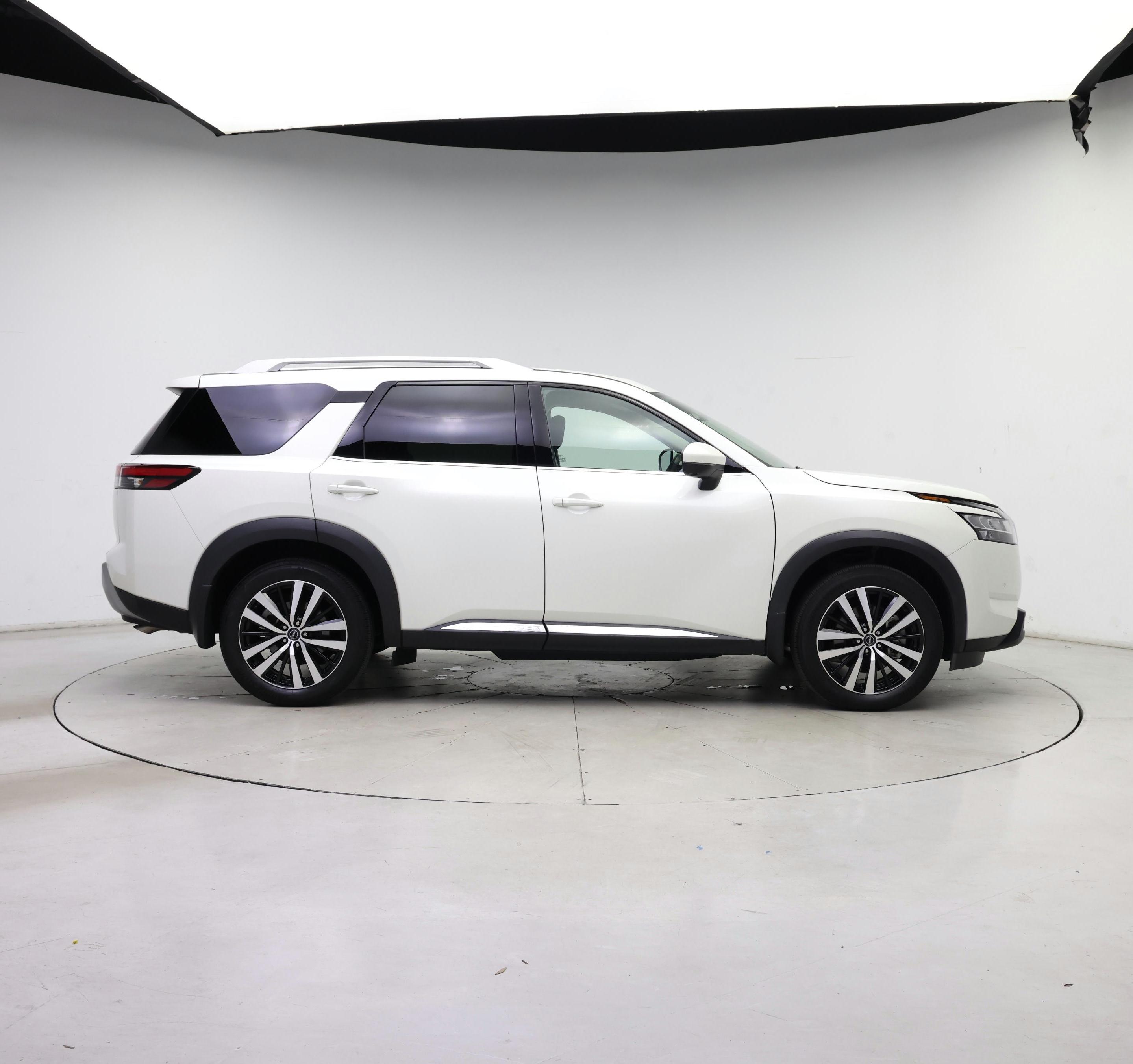 Thumbnail: 2024 Nissan Pathfinder - 7