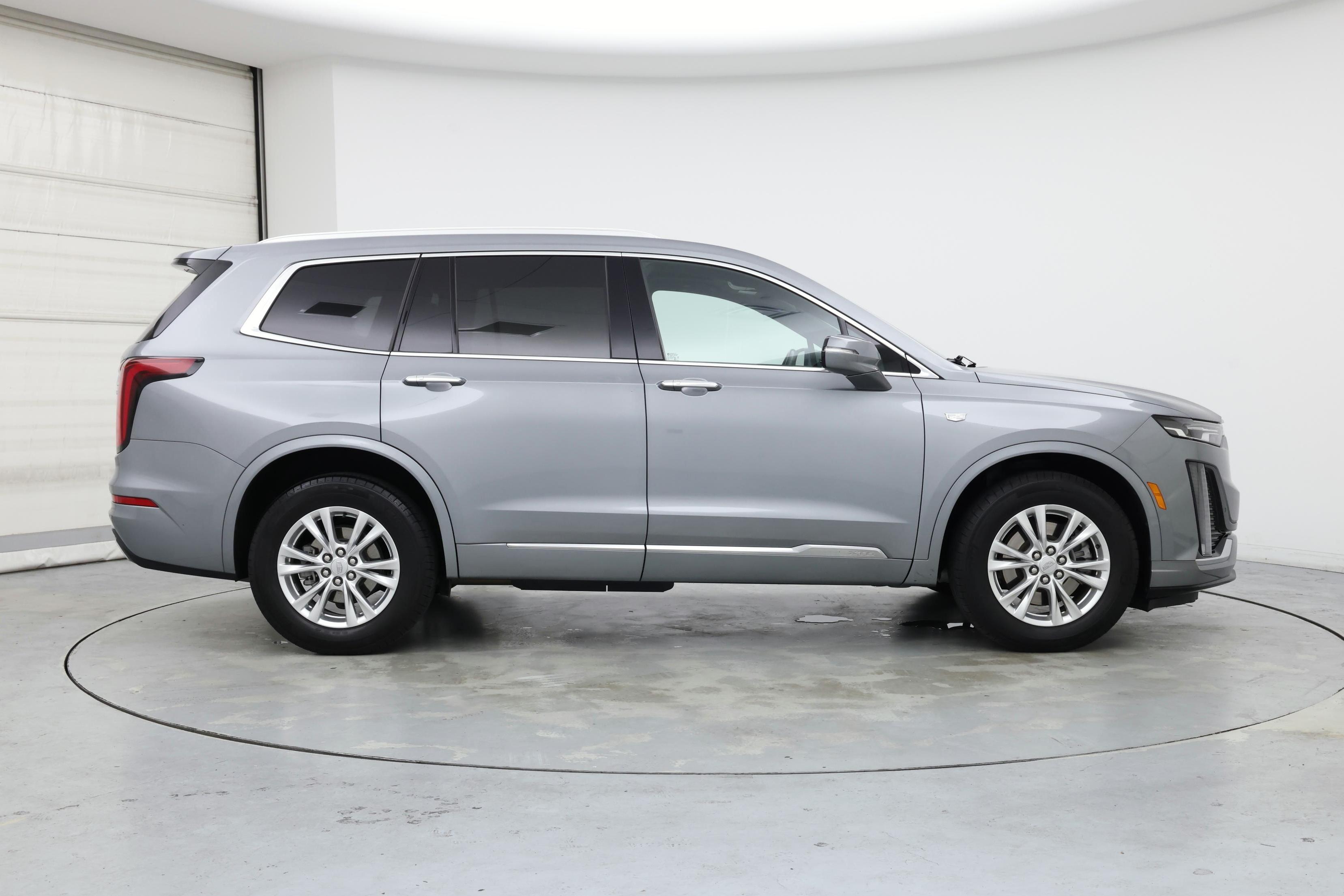Thumbnail: 2023 Cadillac XT6 - 7