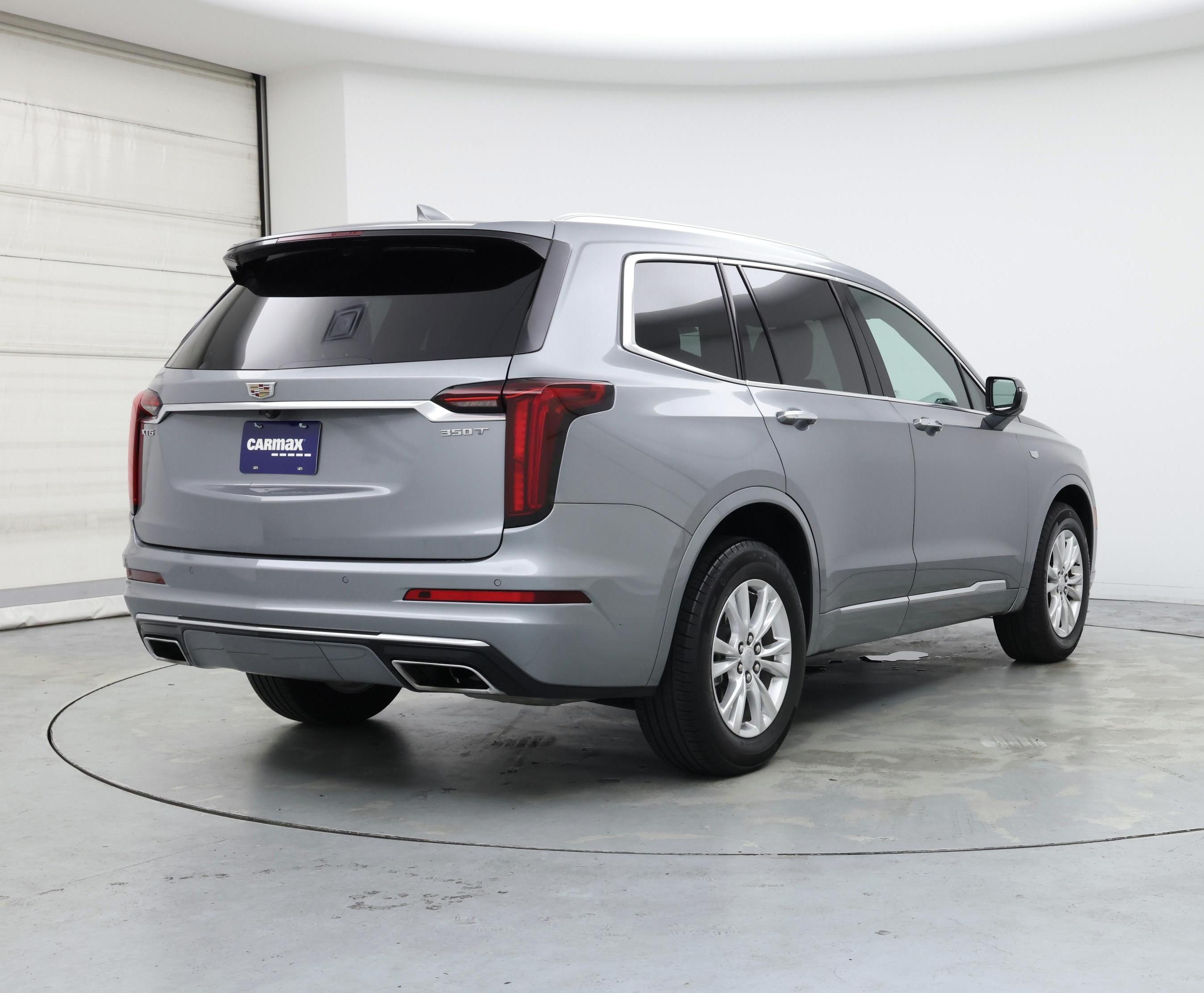 Thumbnail: 2023 Cadillac XT6 - 8