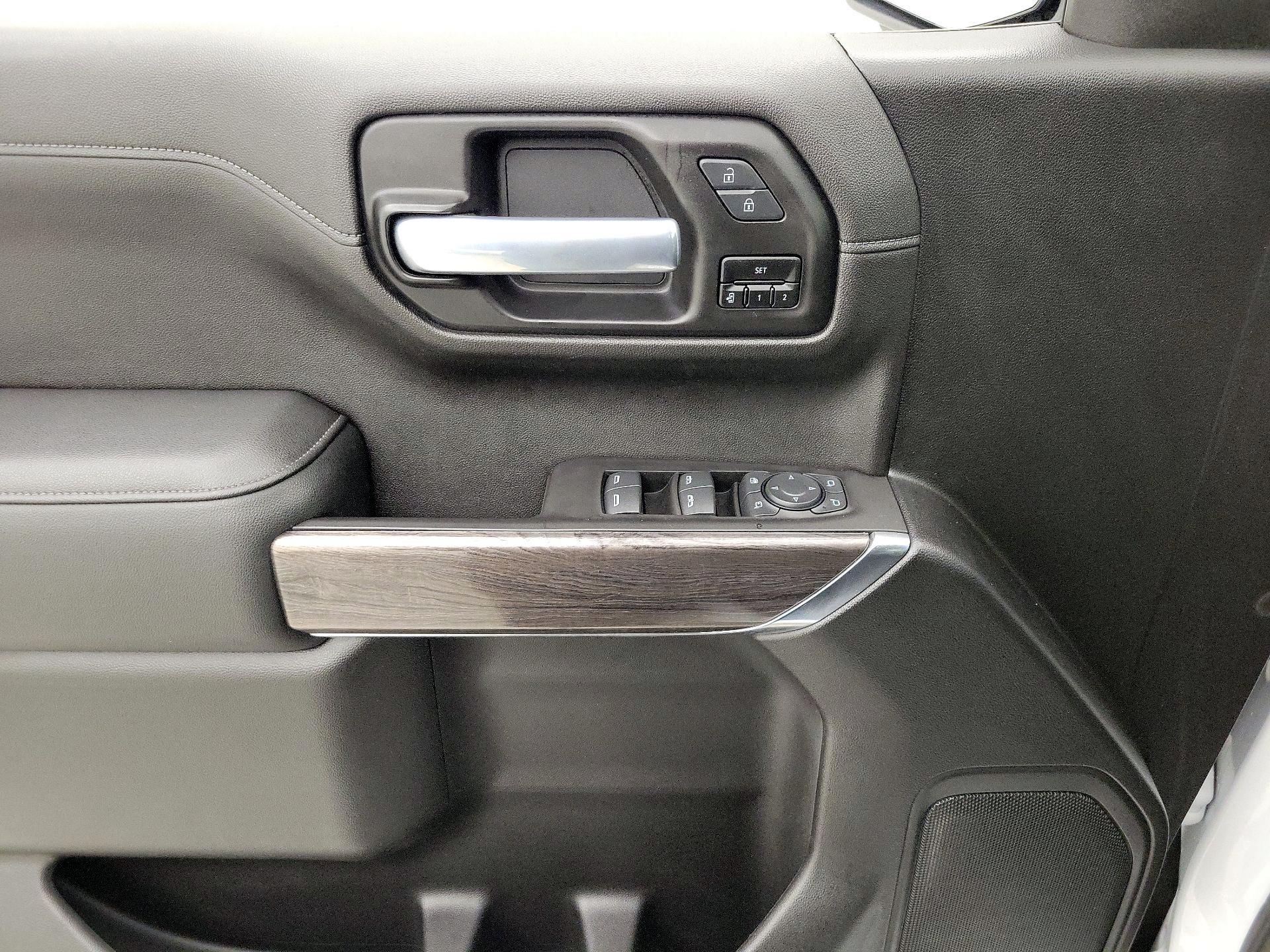 Thumbnail: 2021 Chevrolet Silverado 1500 - 12