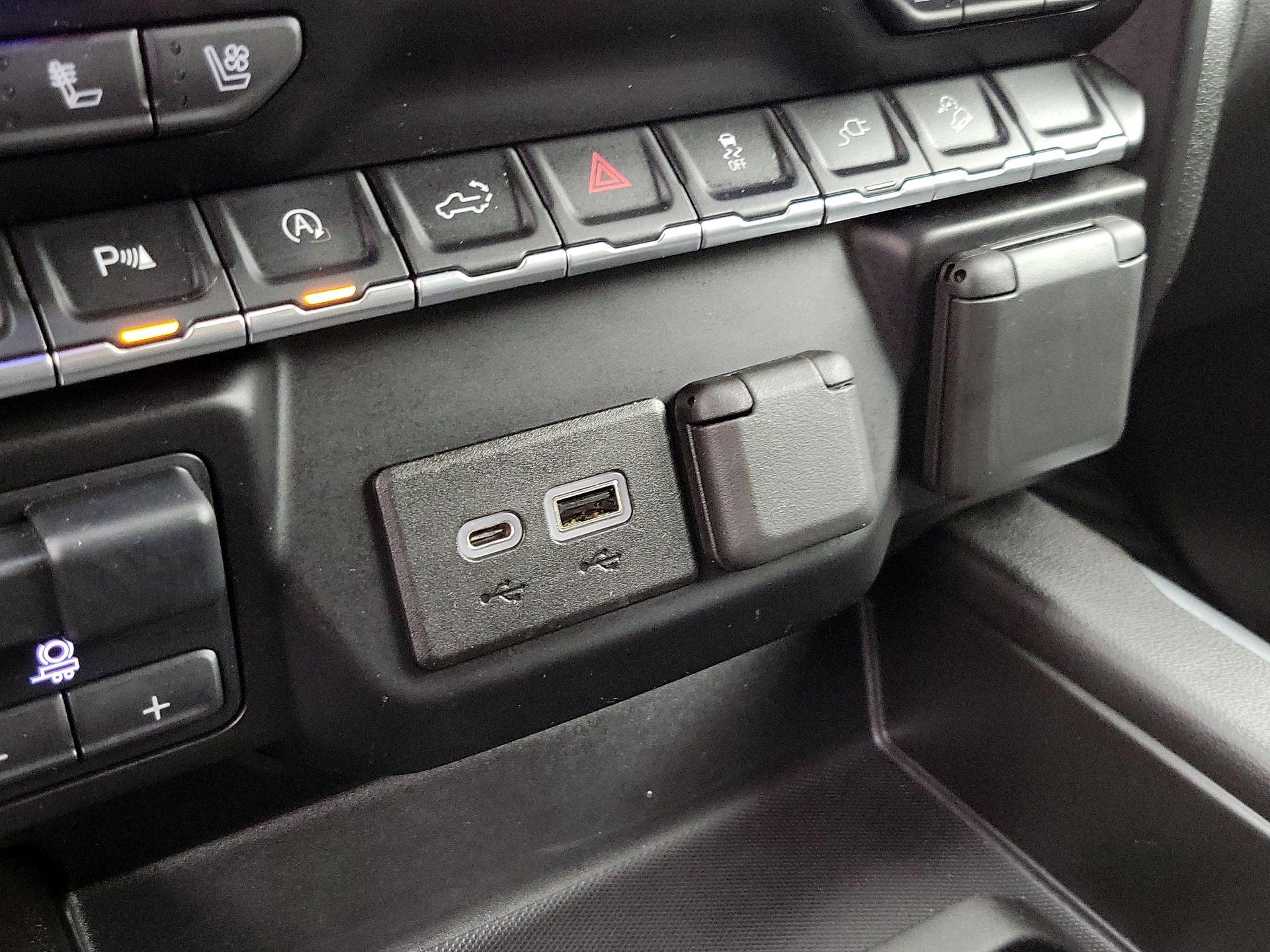 Thumbnail: 2021 Chevrolet Silverado 1500 - 18