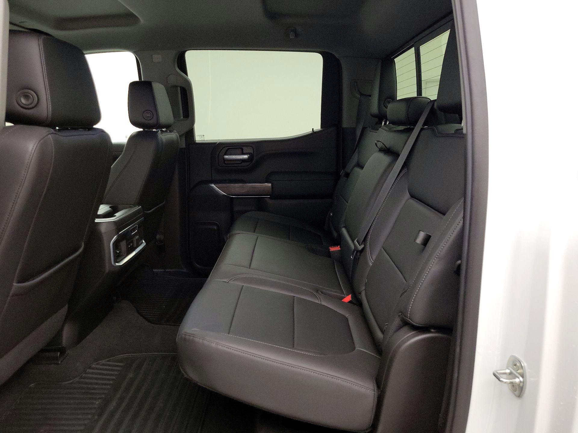 Thumbnail: 2021 Chevrolet Silverado 1500 - 19